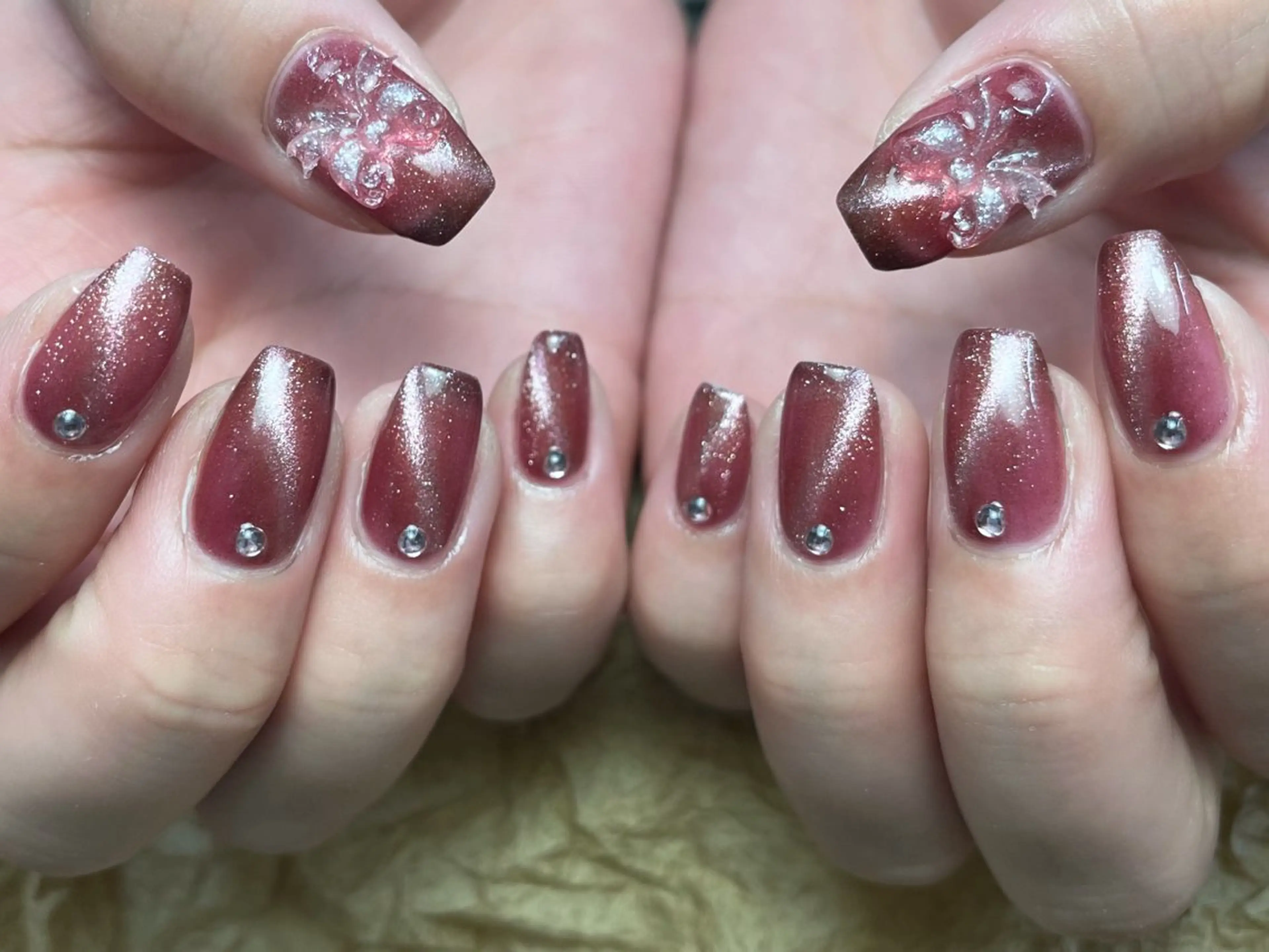 ネイル ToliyDeliy Nail Salonのネイルデザイン