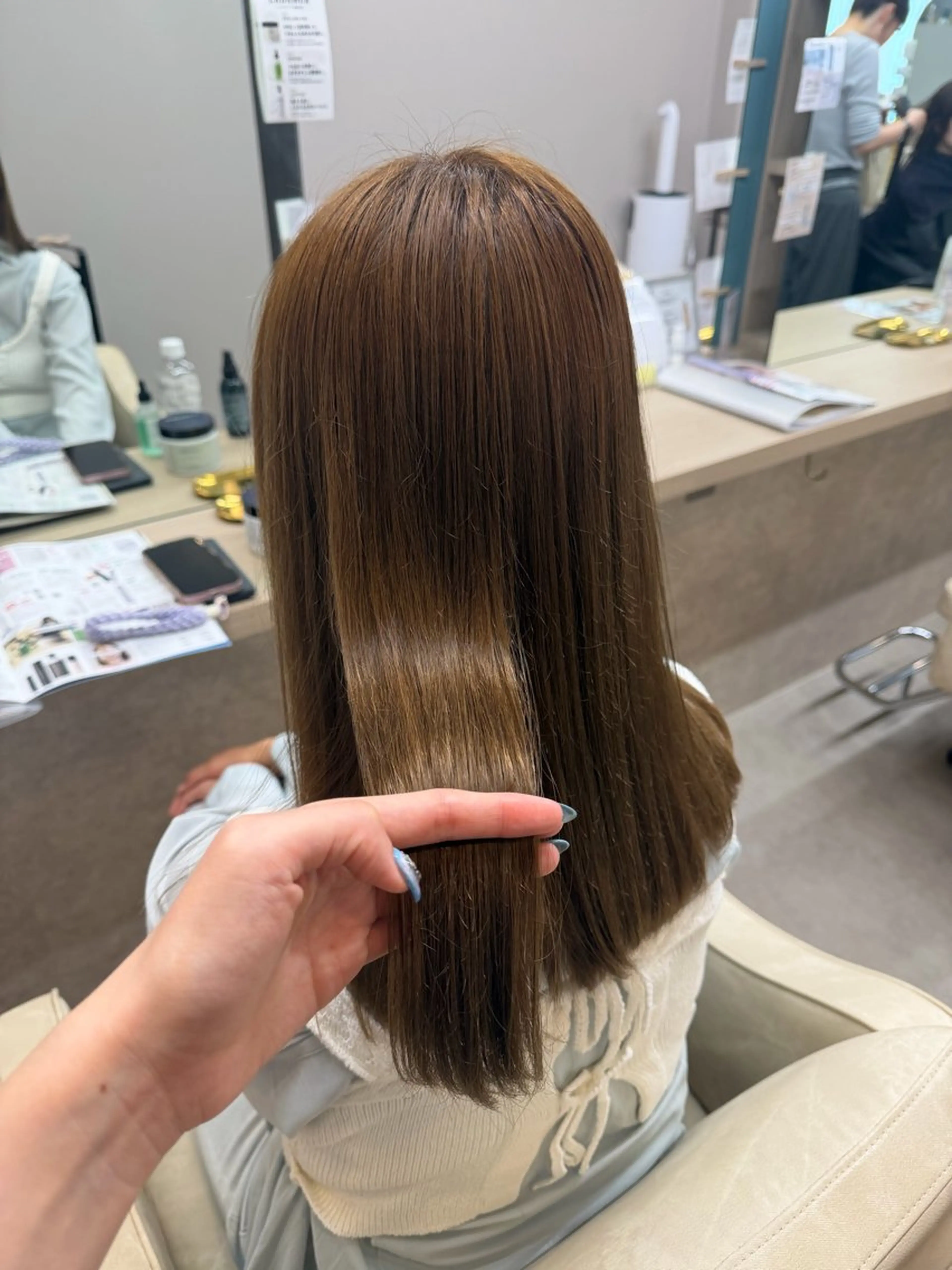 ロング カラー りん/ハイトーン💖 🌈髪質改善✨️浜松のヘアスタイル