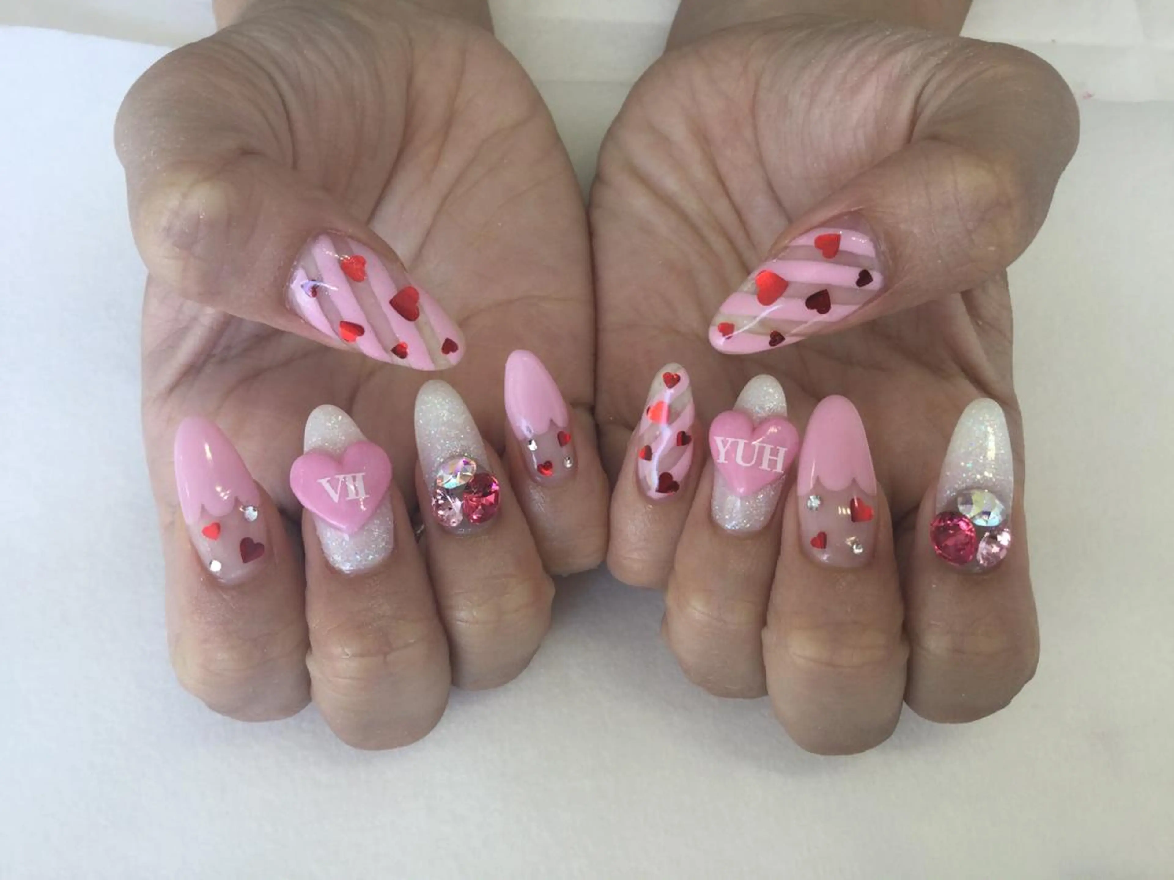 ネイル ハンドネイル 💎🐰 saki. m 🐰💎のネイルデザイン