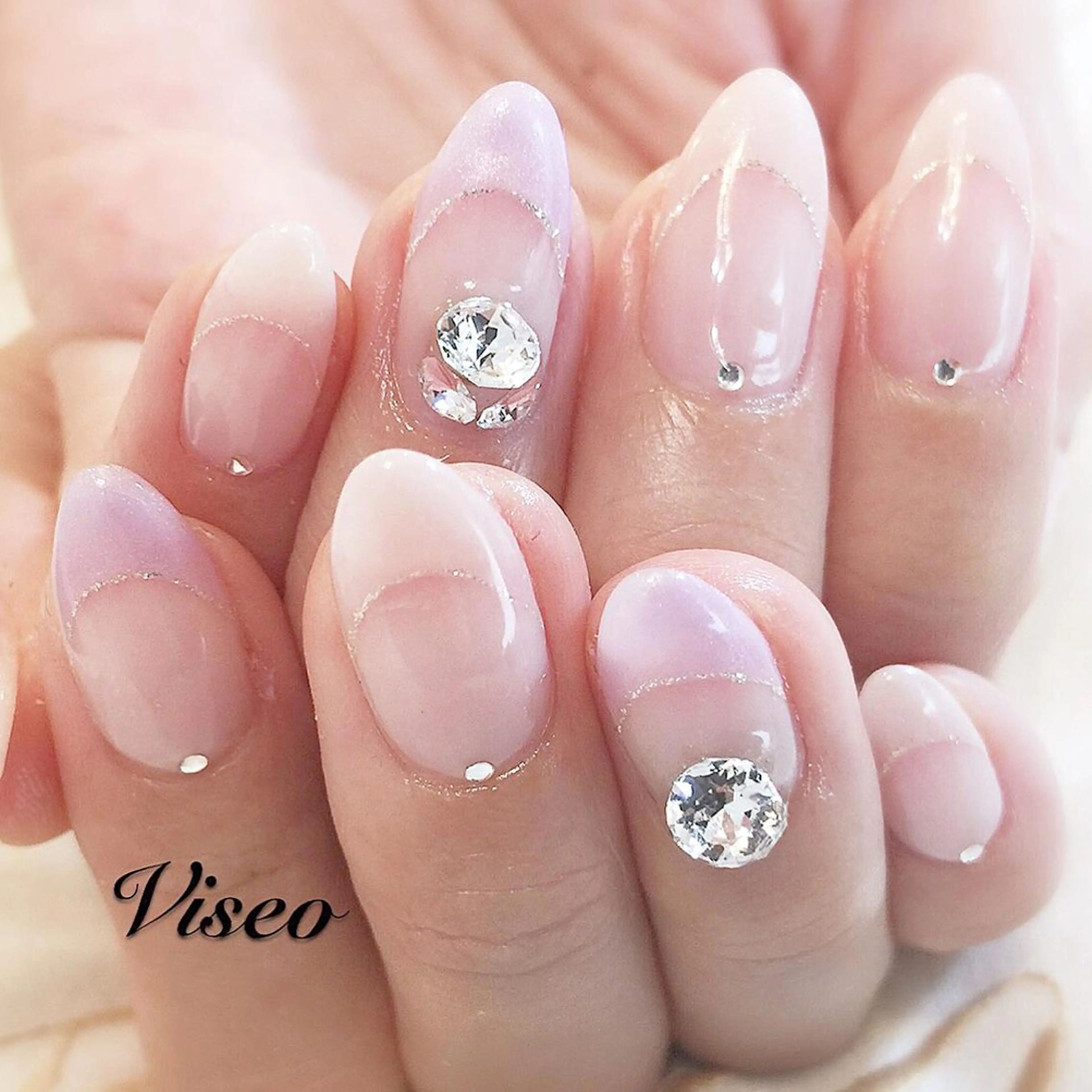 ネイル Viseo《6週間 長持ちパラジェル》のネイルデザイン