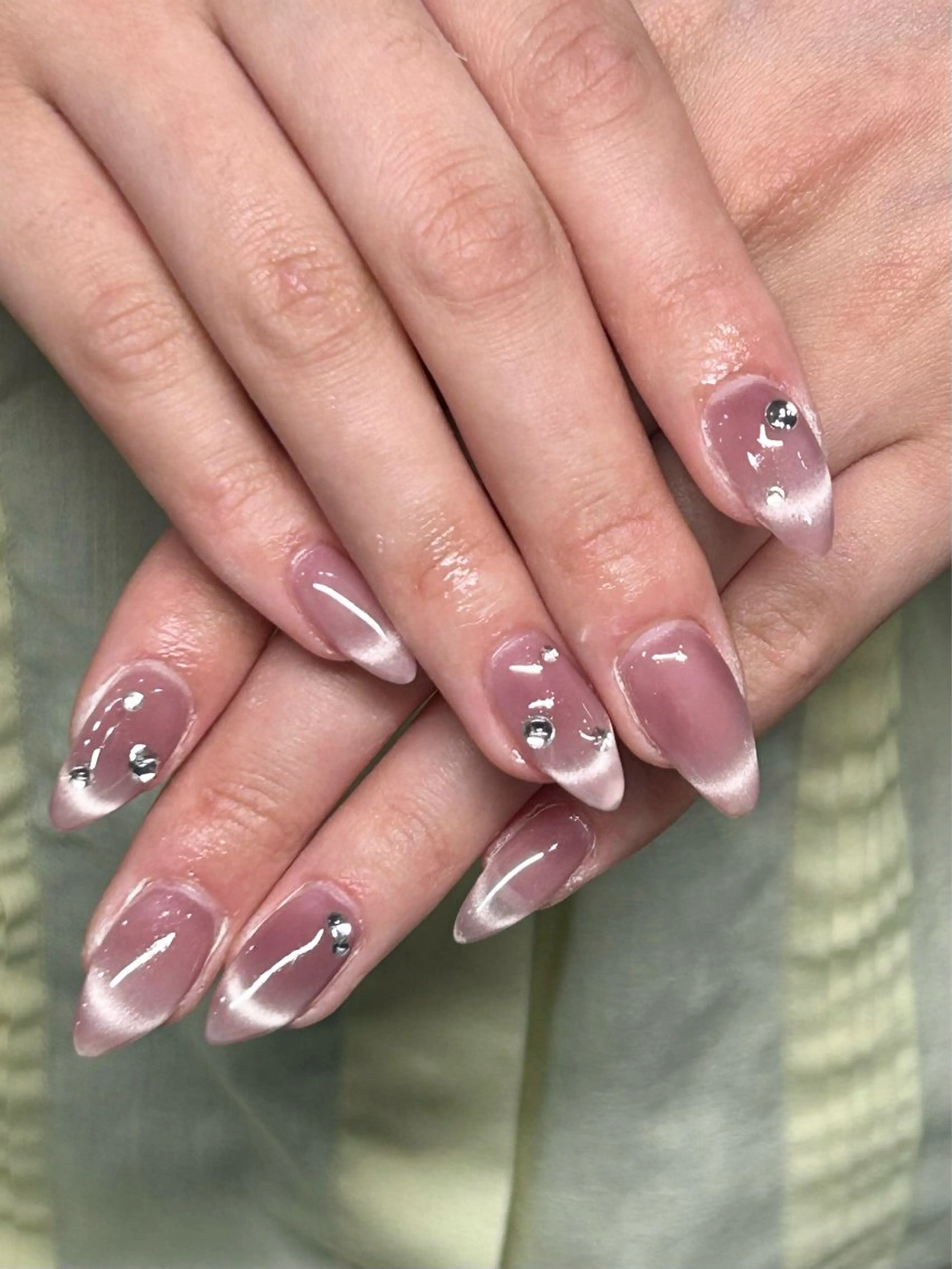ネイル ハンドネイル IROHA NAIL 愛音のネイルデザイン