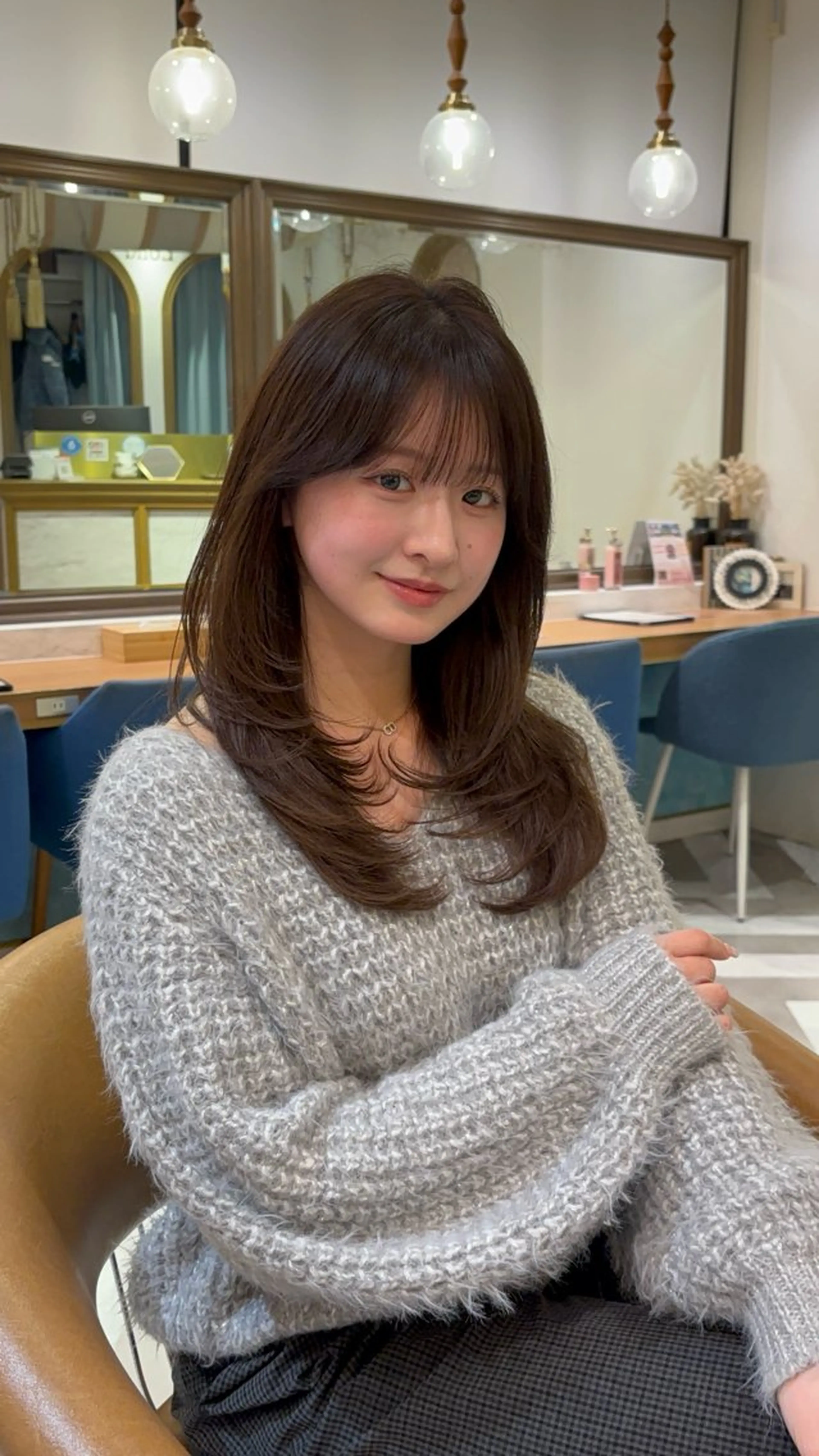 セミロング カット ヘアカラー トリートメント ♥韓国レイヤー/透明 感カラー/目黒慎太郎のヘアスタイル