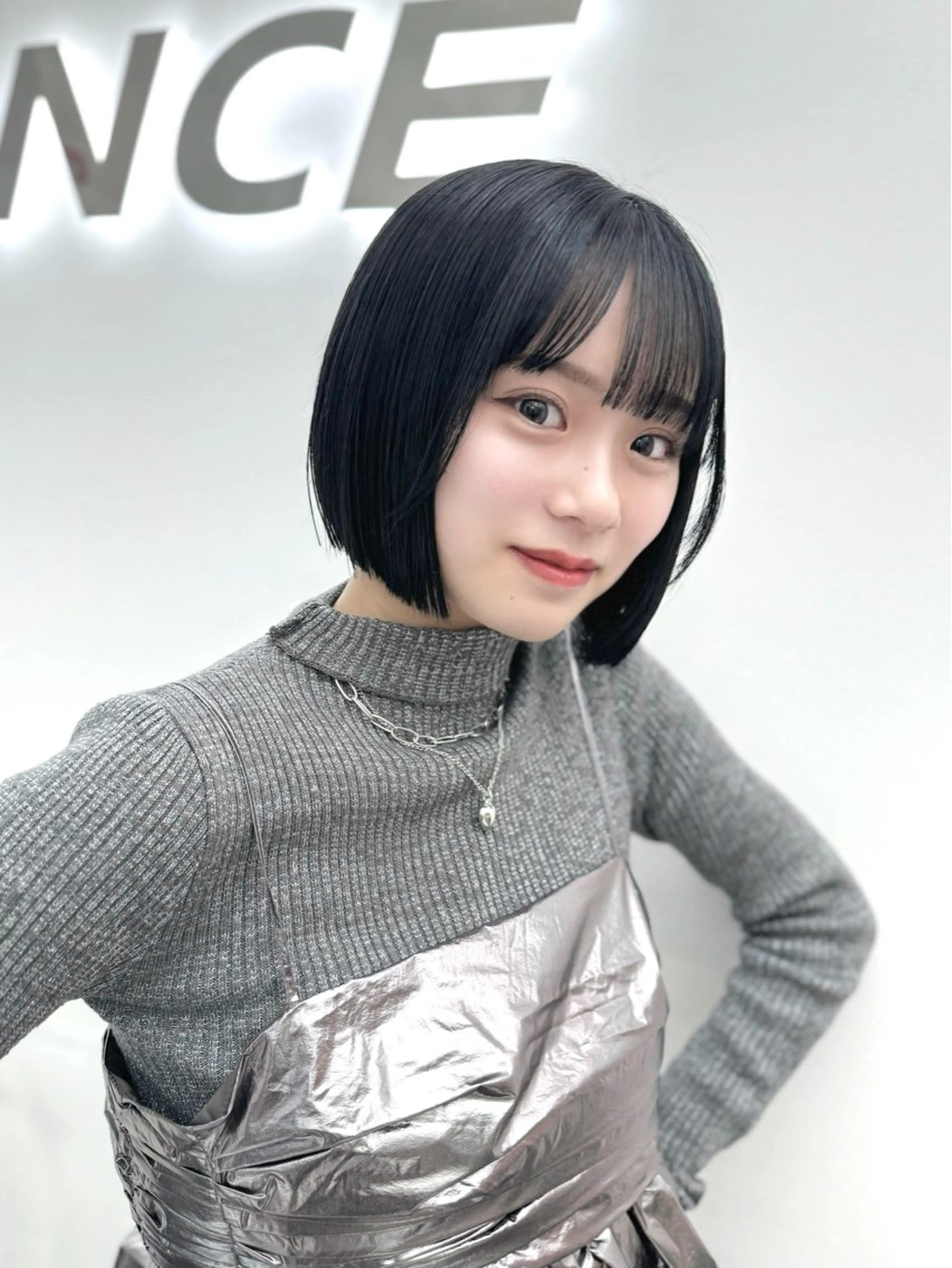 ショート カラー ヘアアレンジ カット ヘアカラー トリートメント ヘッドスパ ヘアセット 縮毛矯正🤍 盛れるボブ/ひかりのヘアスタイル