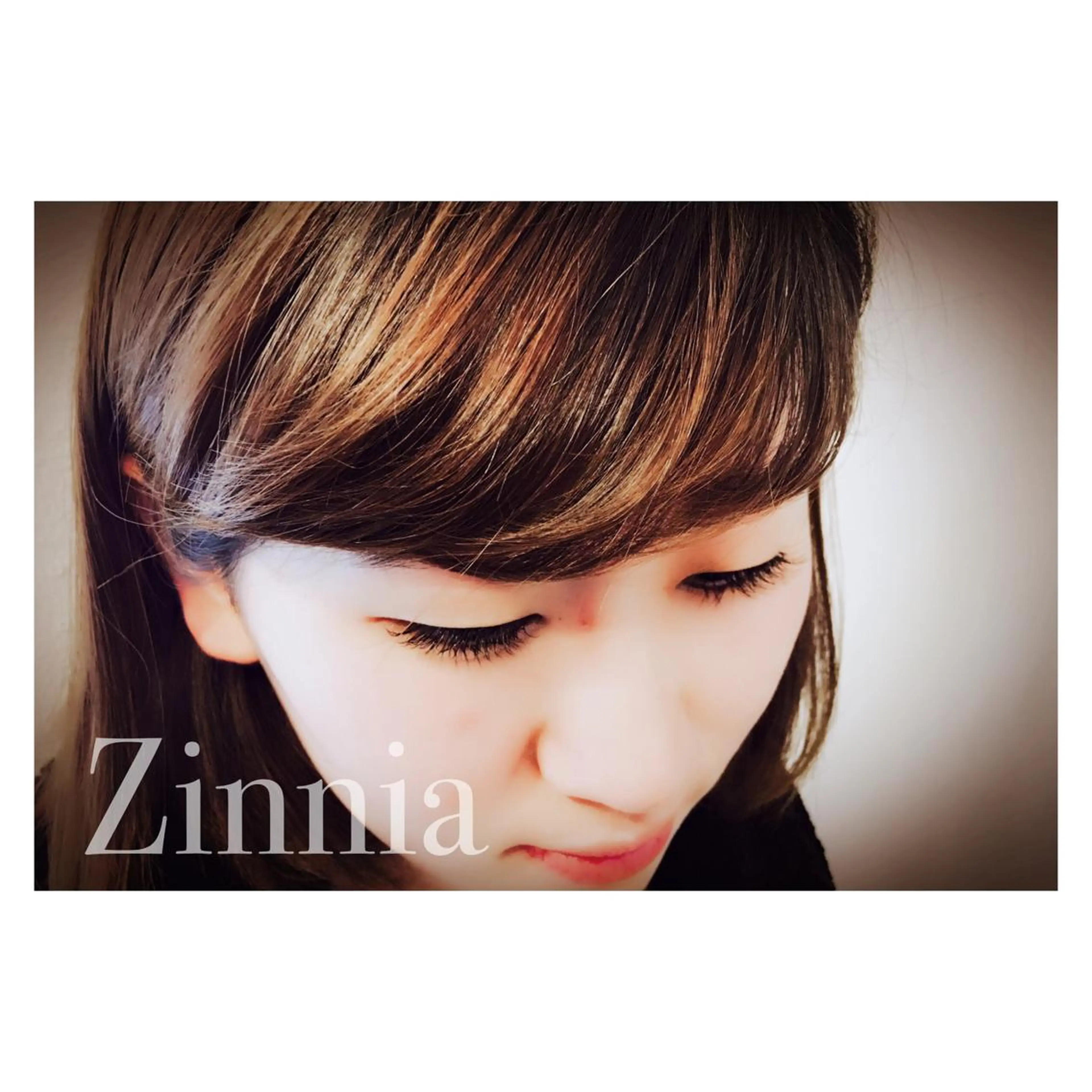 マツエク・マツパ カラーマツエク ナチュラル 恩地 憂のエステ・リラクイメージ