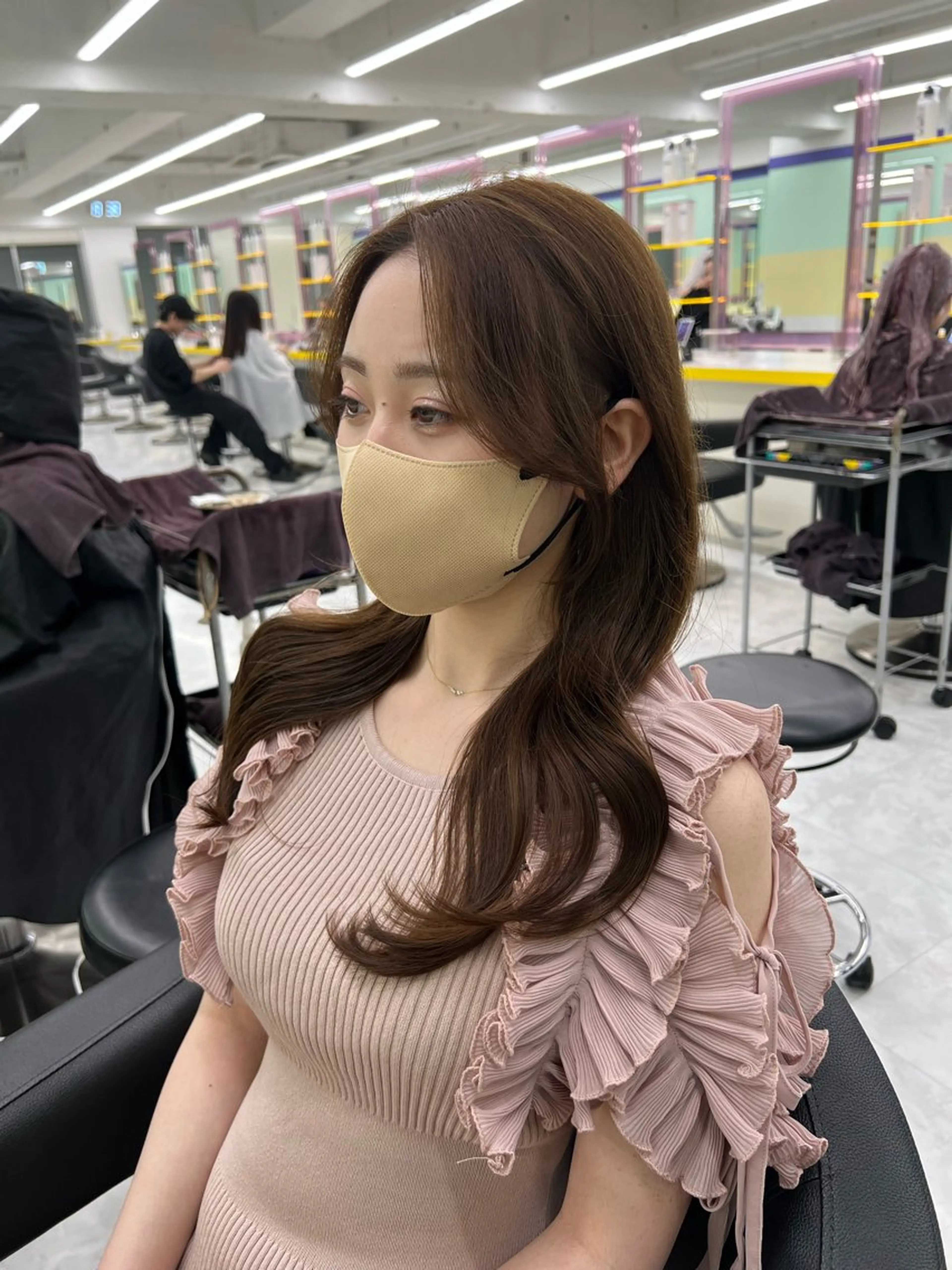 セミロング カラー レイヤー/韓国❣️ 髪質改善/亘紘輝のヘアスタイル