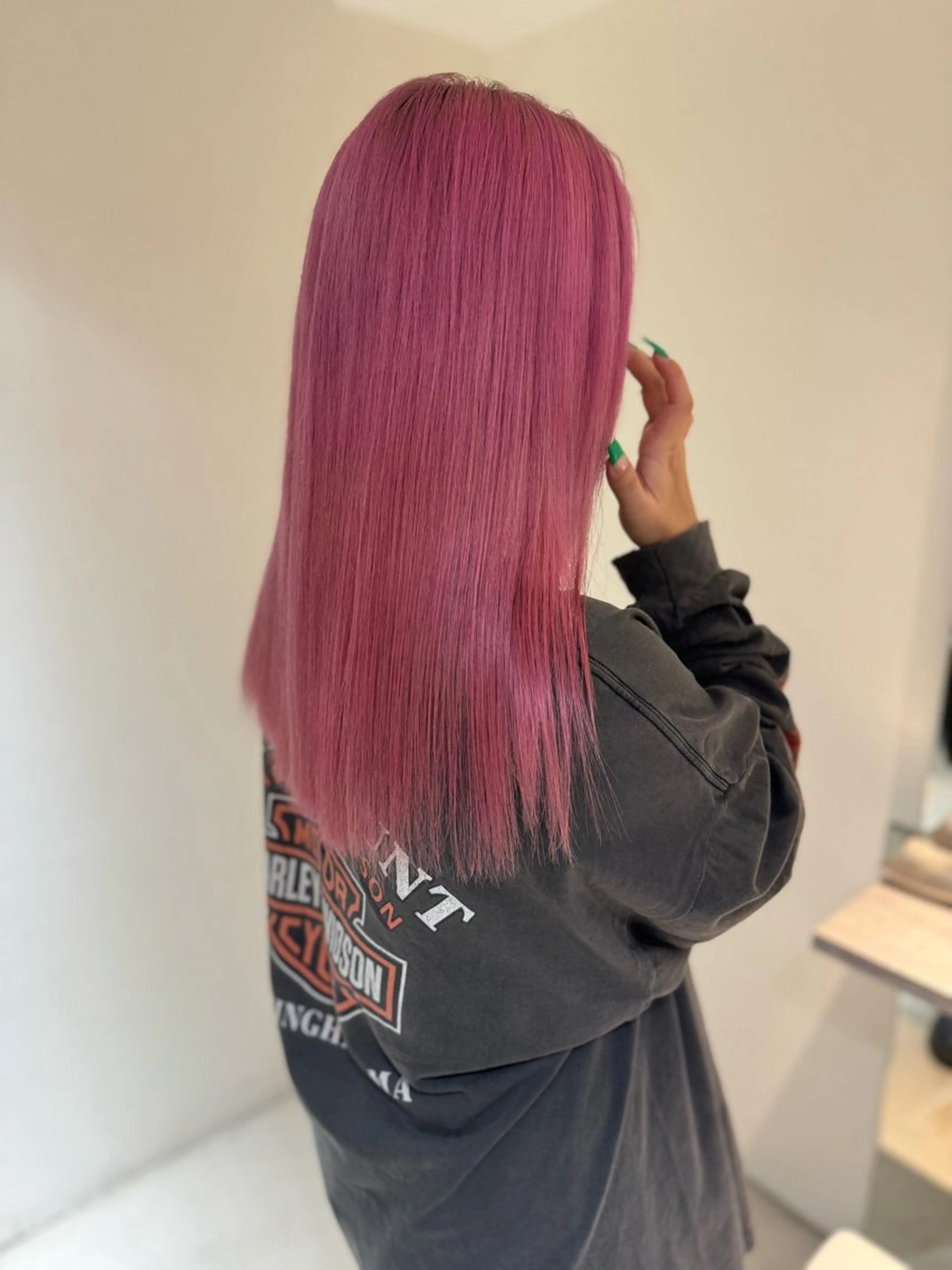ロング カラー ピンクカラー カット ヘアカラー トリートメント ヘアセット 絶対カワイイ保証💕 カワノチヒロのヘアスタイル