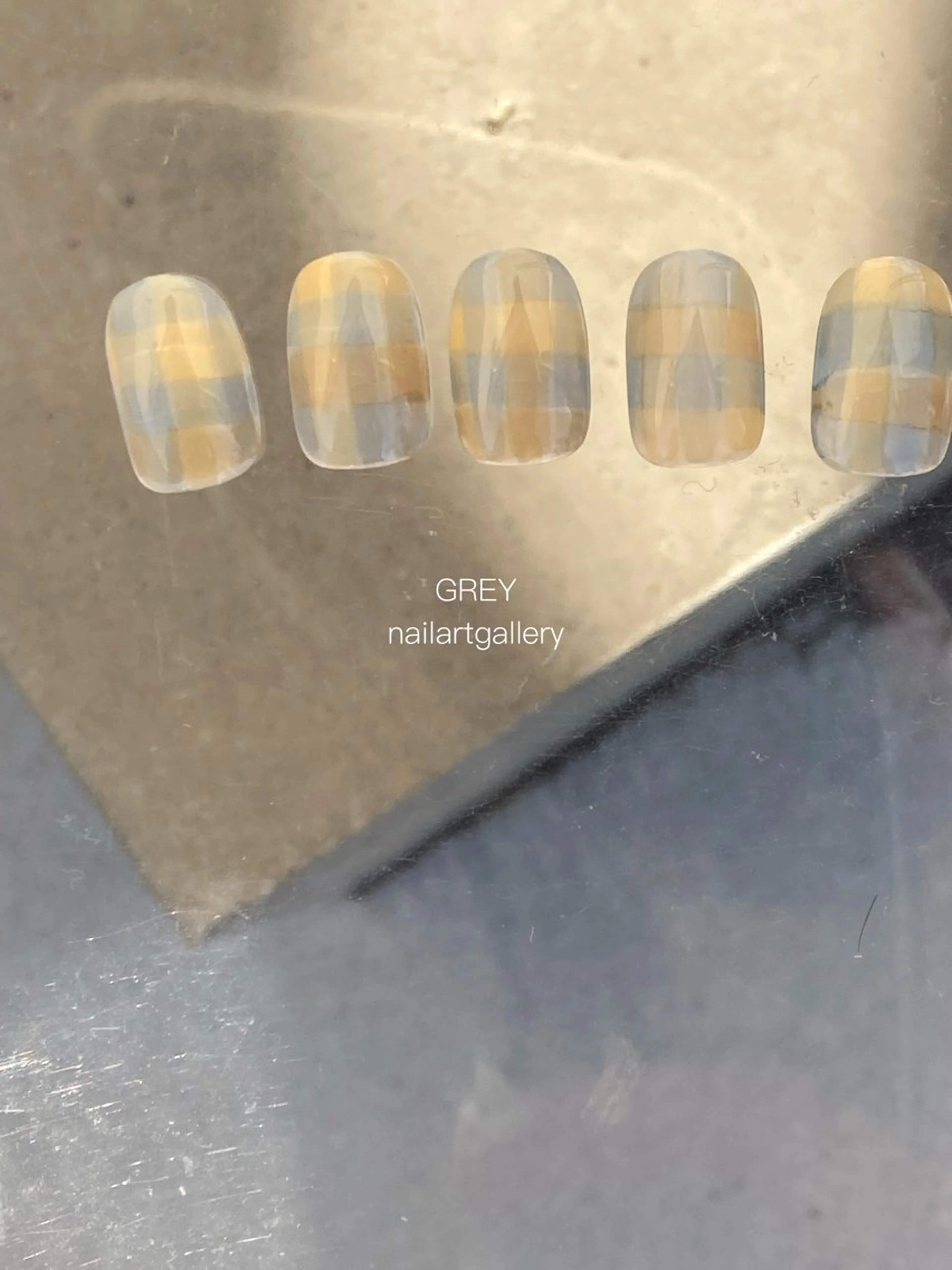 ネイル アートネイル 【GREY】 TAIRAのネイルデザイン