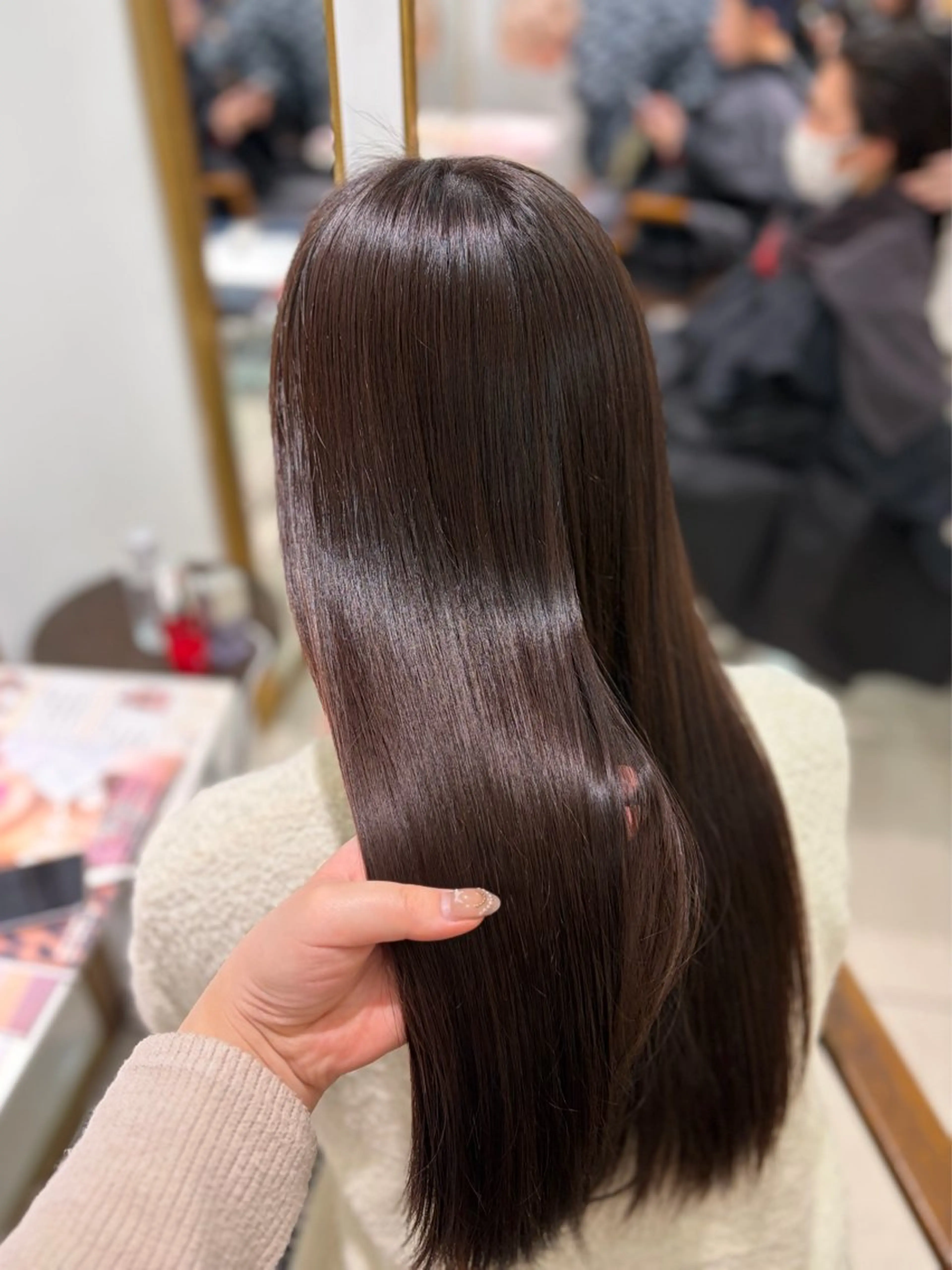 ロング ヘアカラー トリートメント 髪質改善🫧透明感 カラー💞はな🎀のヘアスタイル