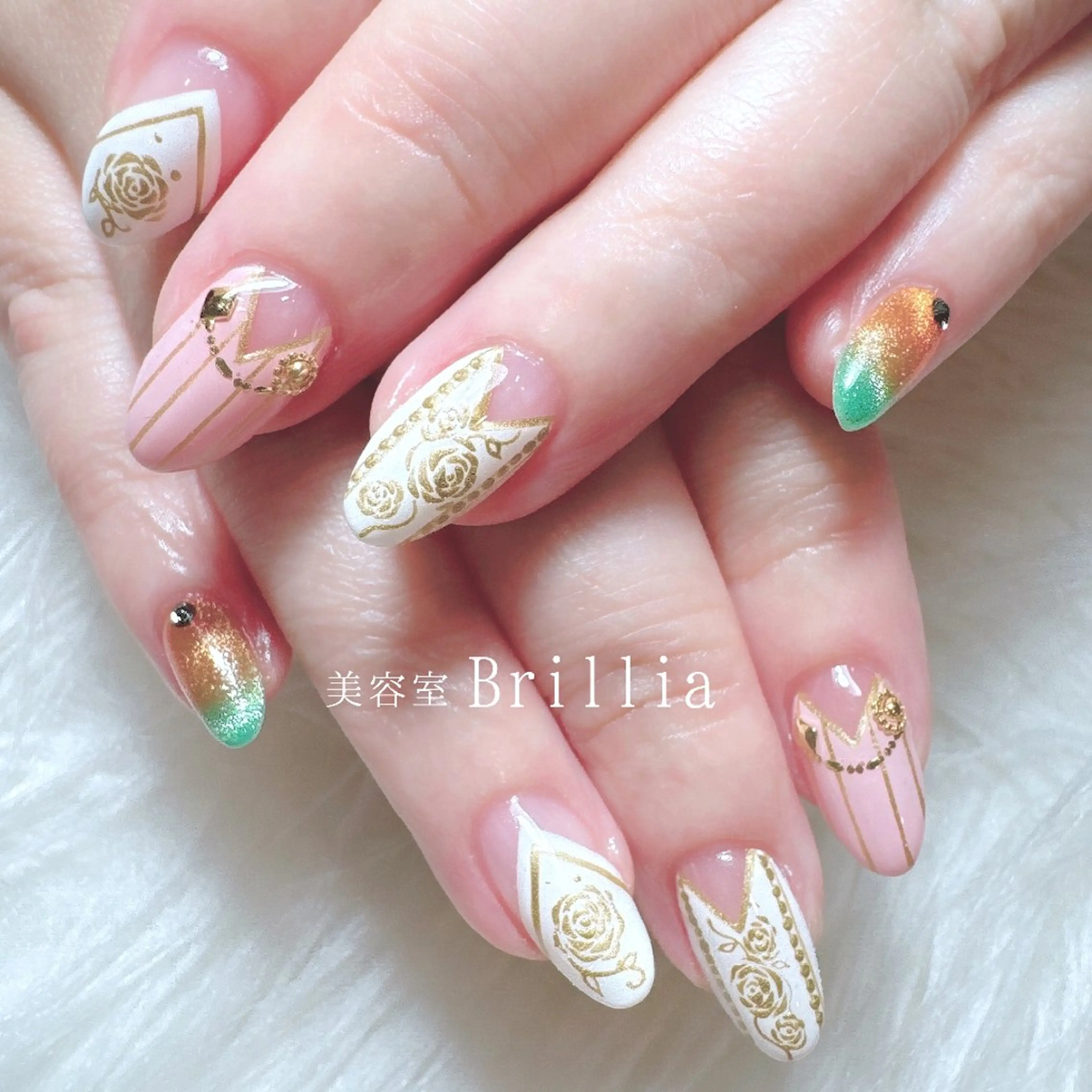 ネイル ハンドネイル 柴田 彩のネイルデザイン