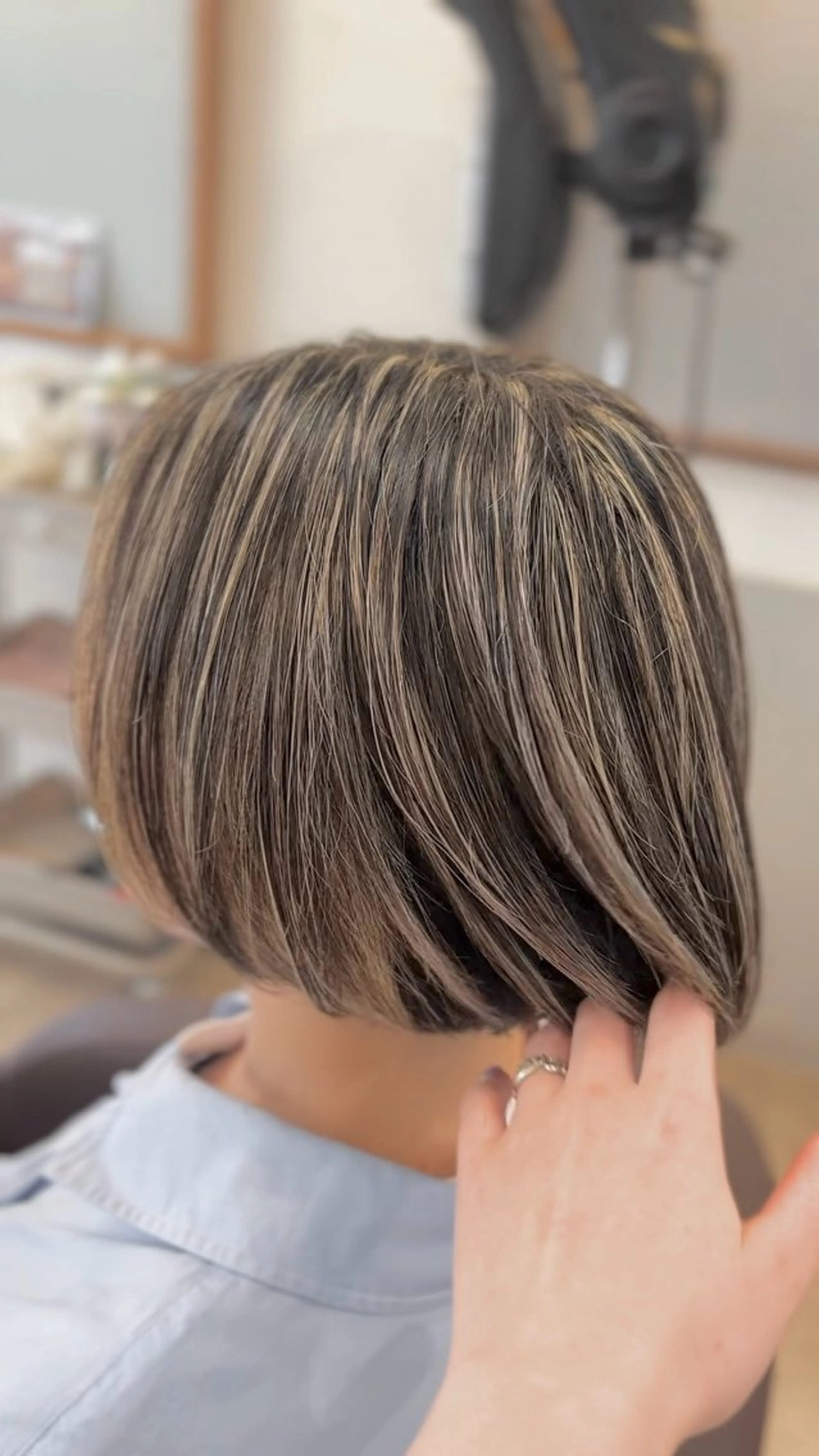 ショート bloom AMIのヘアスタイル