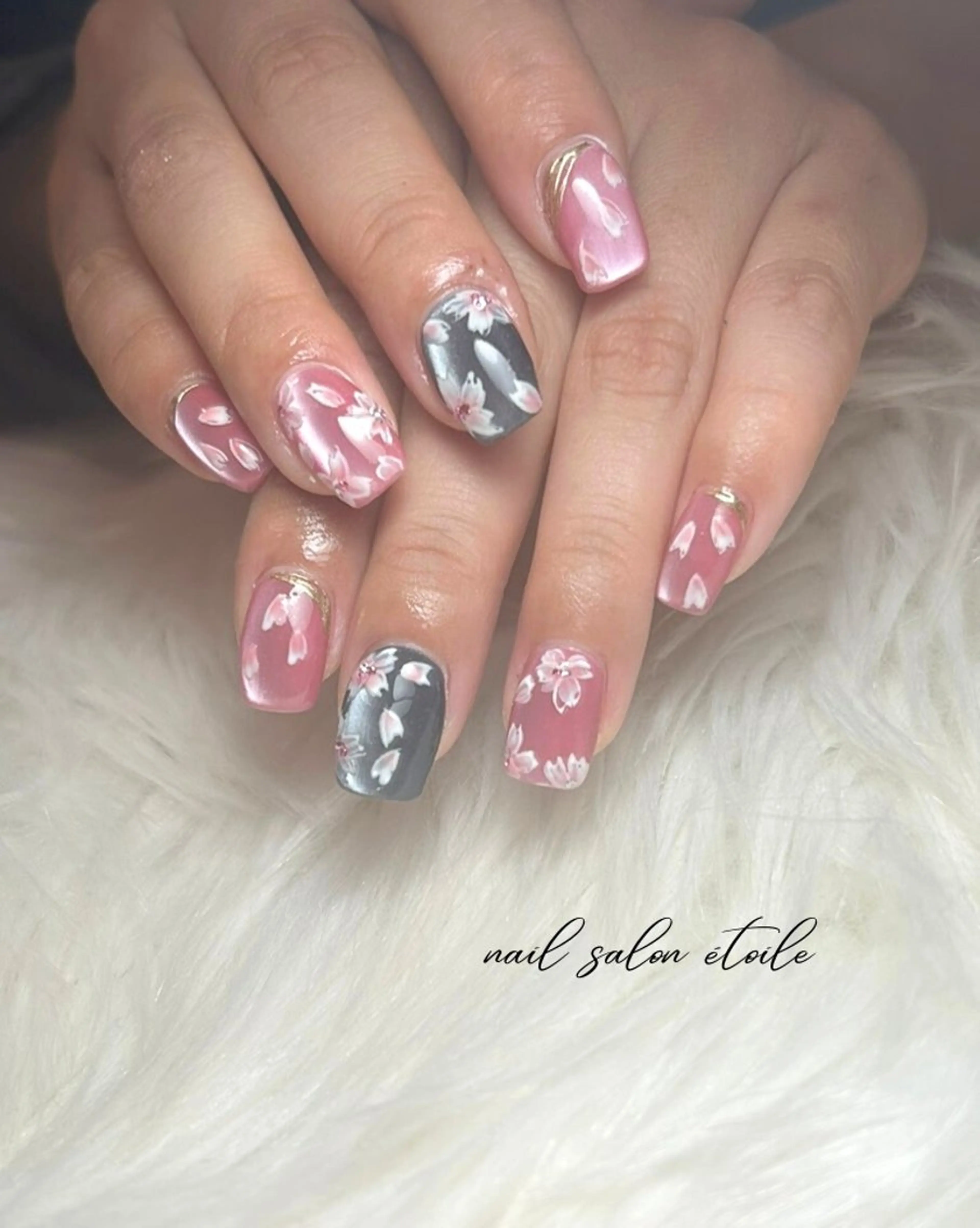 ネイル 桜ネイル 入学式 マグネットネイル 春ネイル ハンドネイル nail salon étoileのネイルデザイン