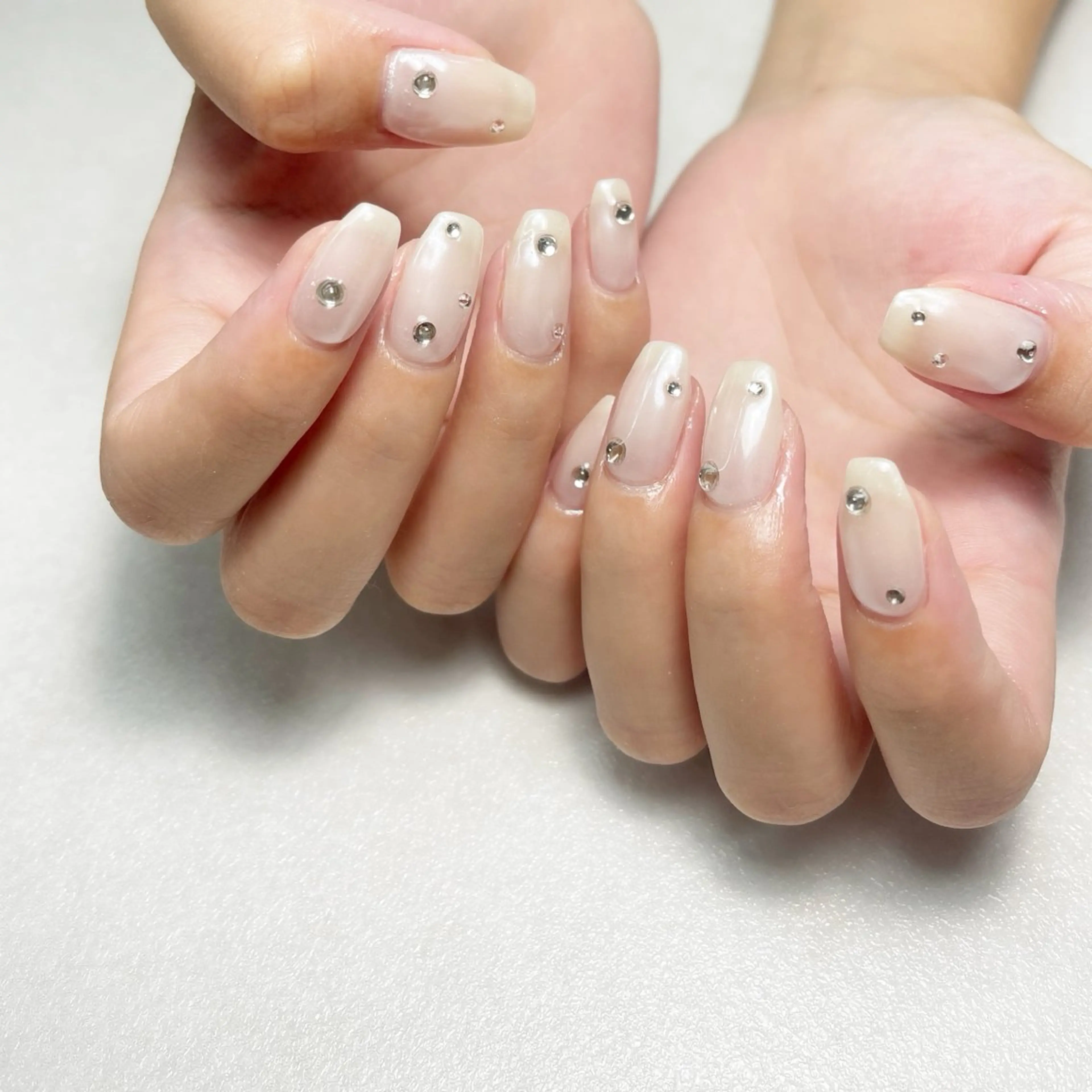 ネイル アートネイル フットネイル ジェルネイル キラキラネイル 韓国ネイル Y nail なんば堀江店のネイルデザイン