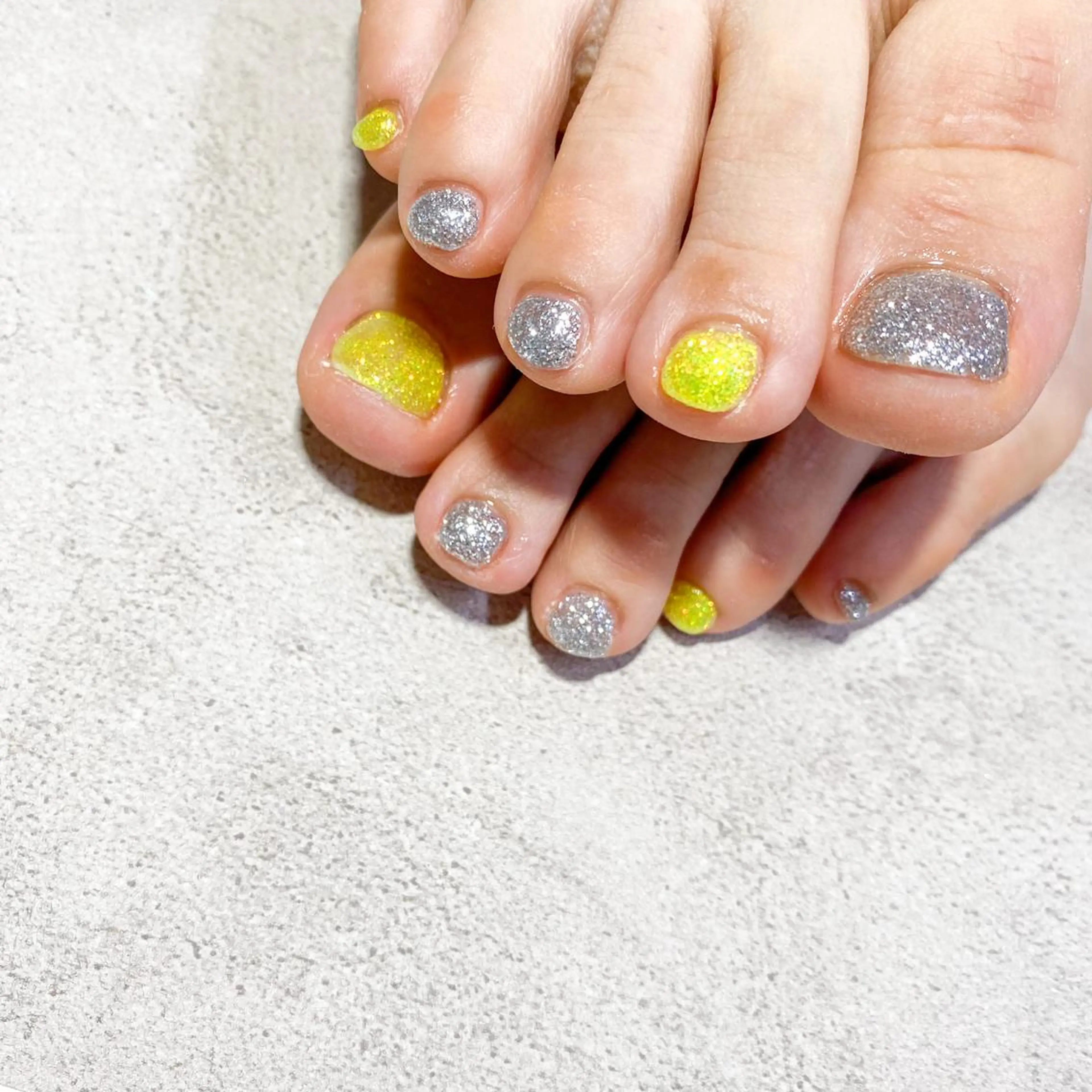 ネイル フットネイル ゴテゴテ💙ワンホン リオナのネイルデザイン