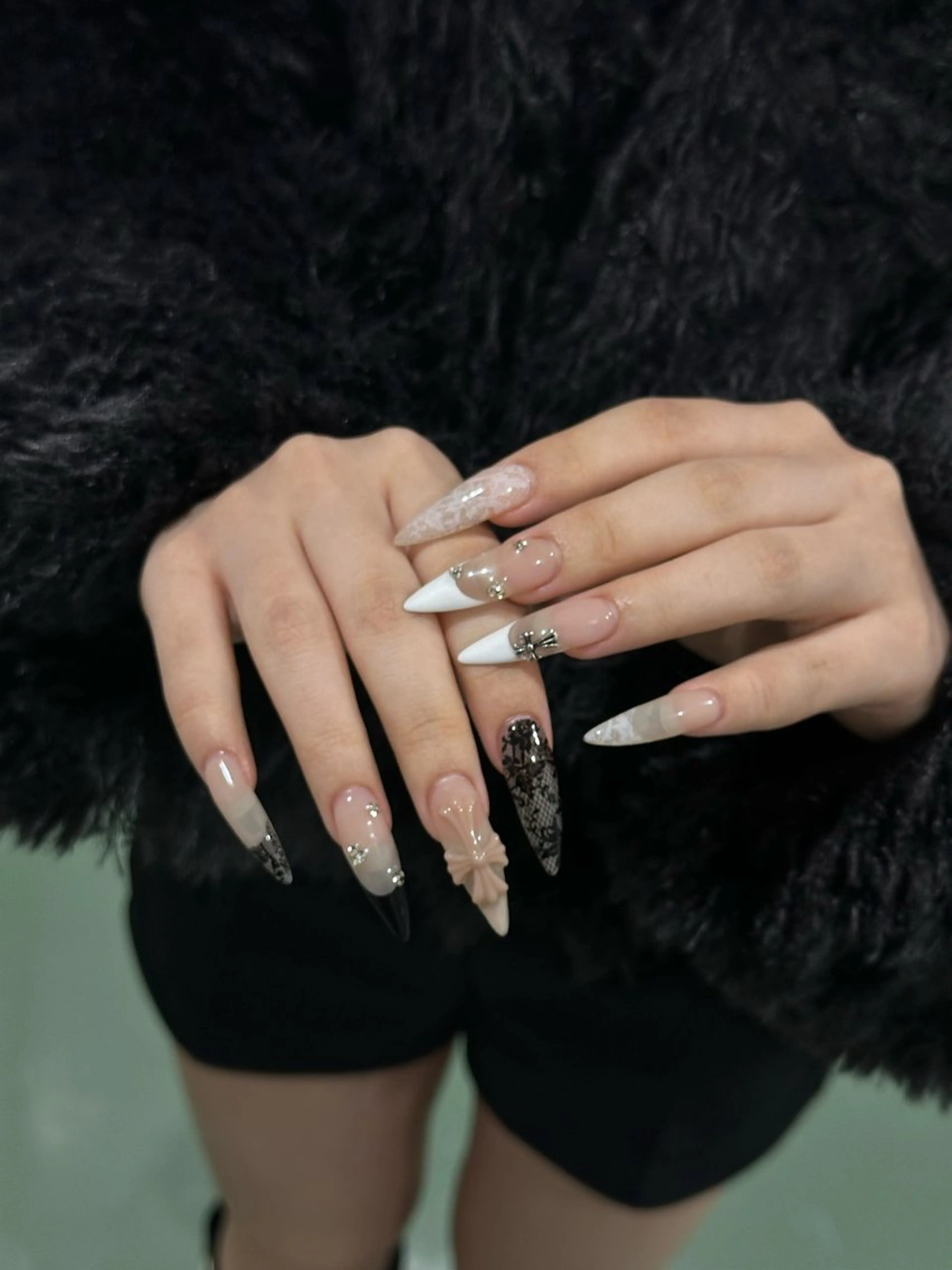 ネイル ハンドネイル Nailist Amiのネイルデザイン