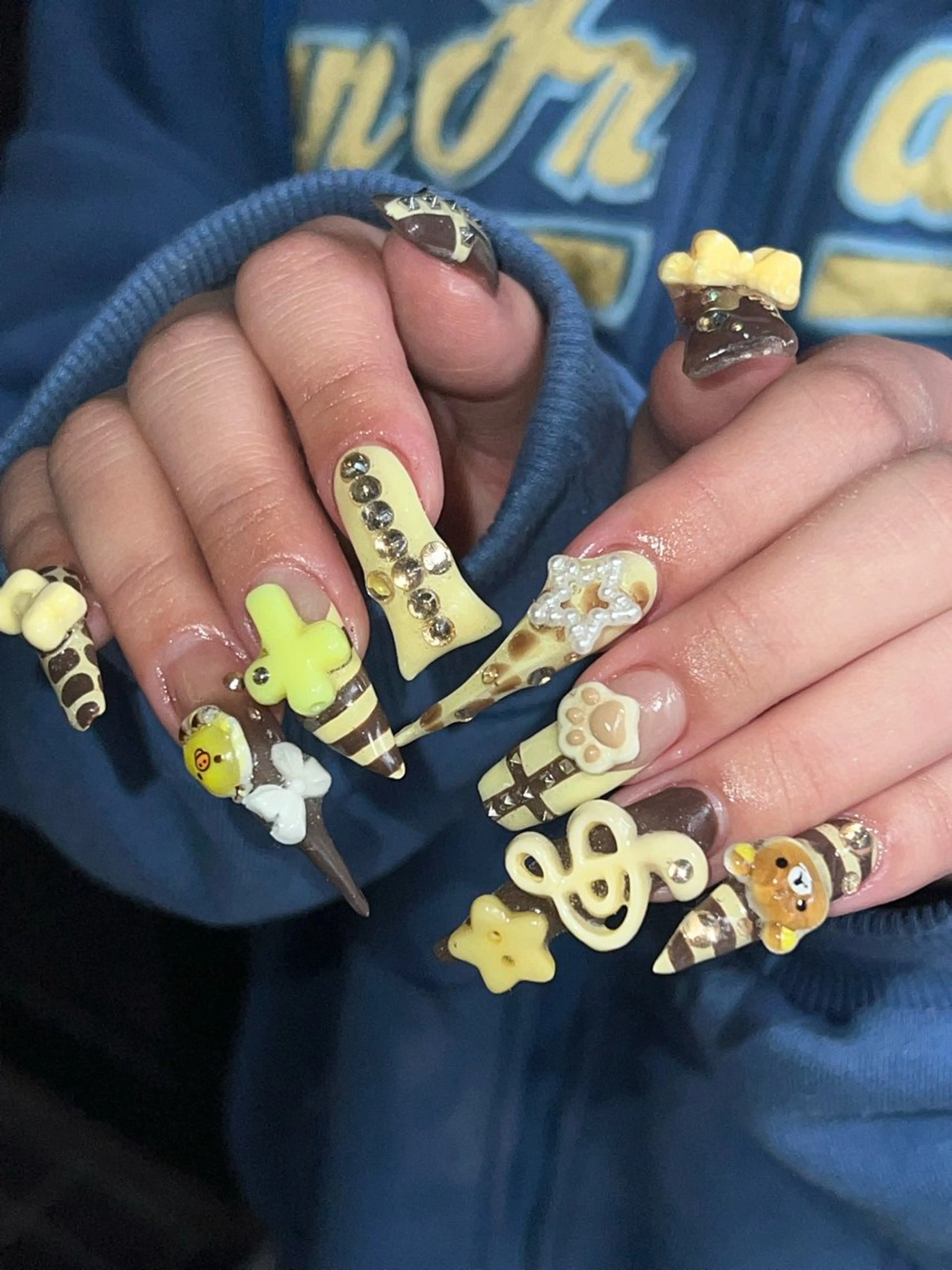 ネイル ハンドネイル Hata nail 🎀個性派ニュアンスのネイルデザイン