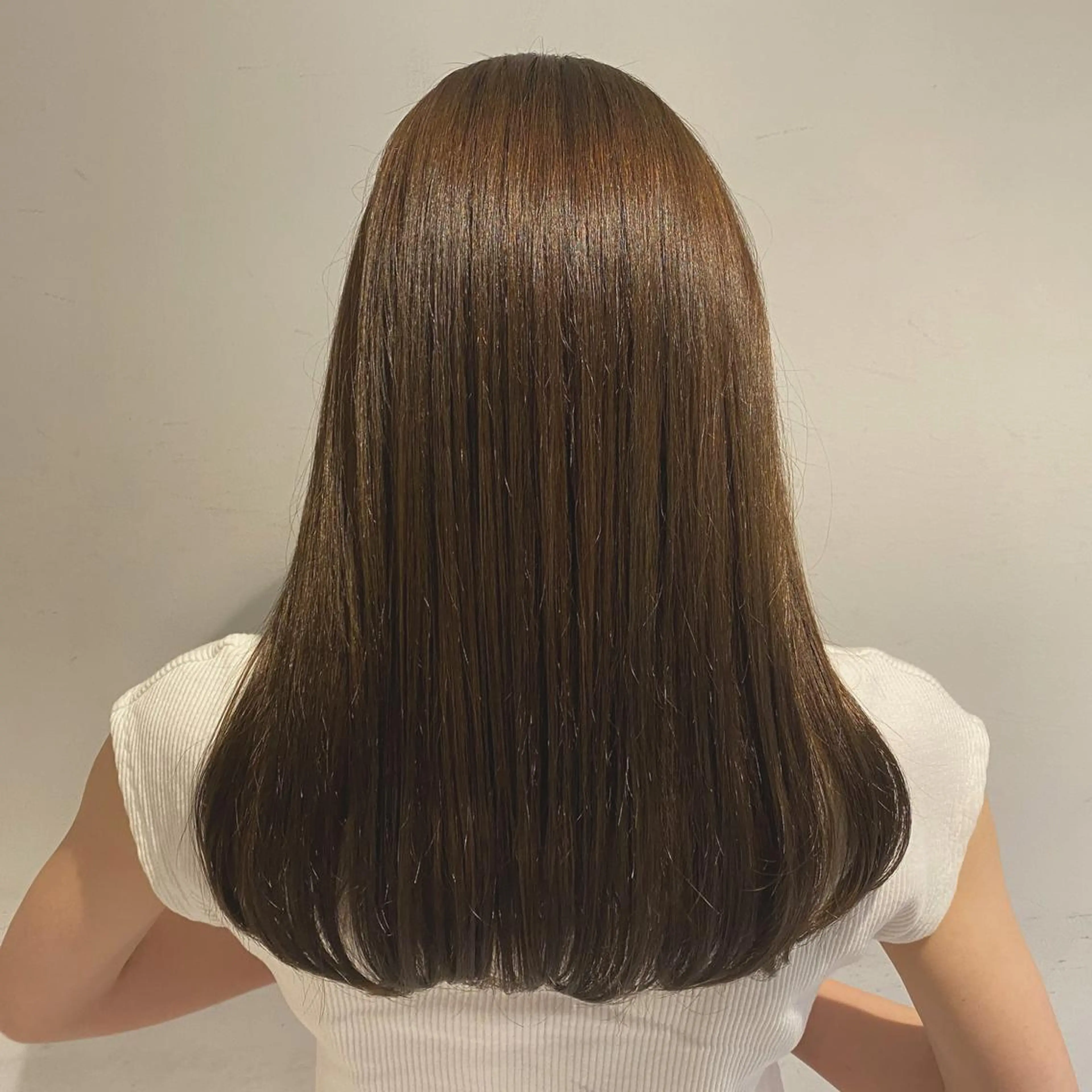 カラー 山本 銘子のヘアスタイル