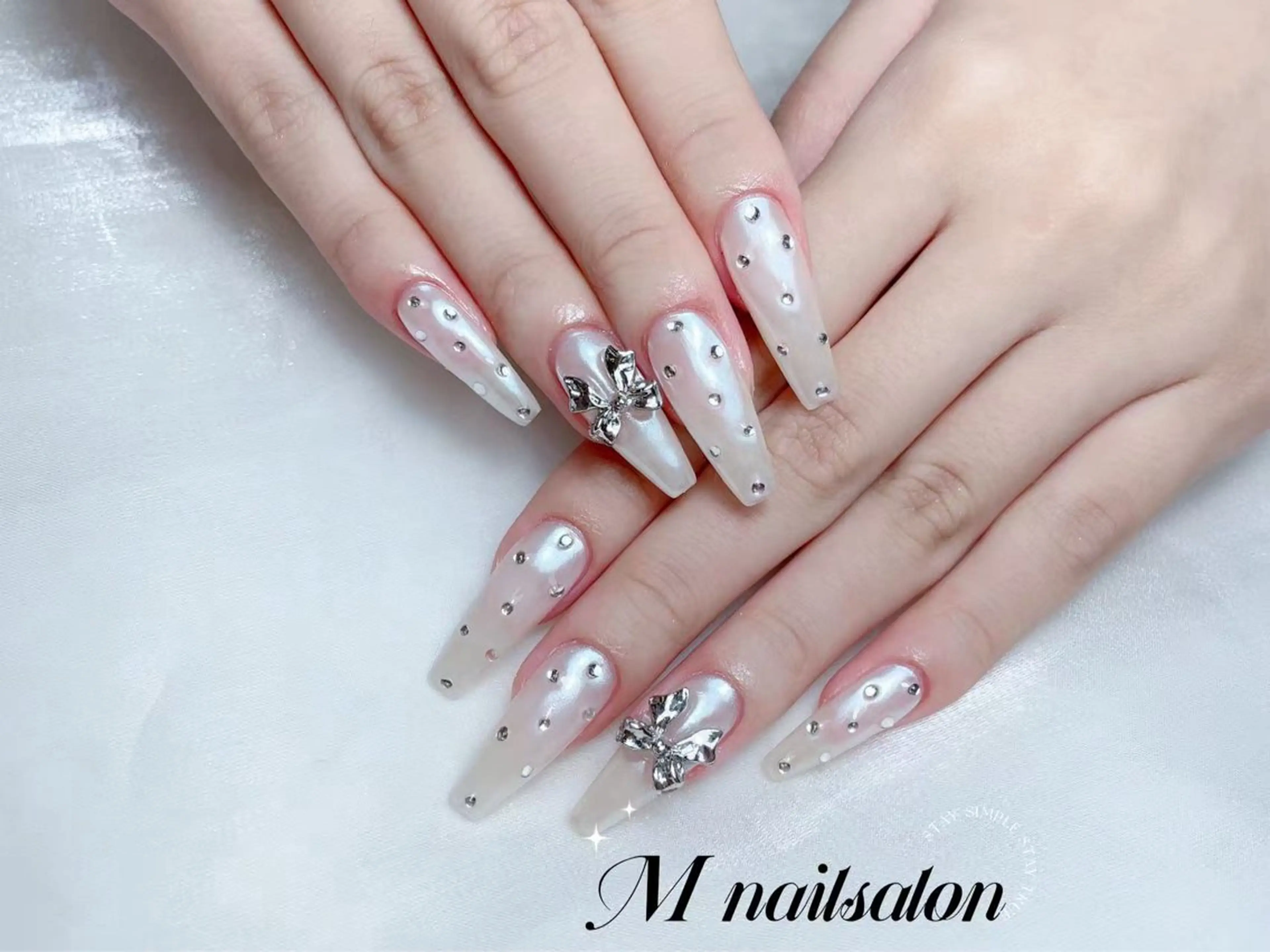 ネイル M🌷nail 長さだし専門店のネイルデザイン