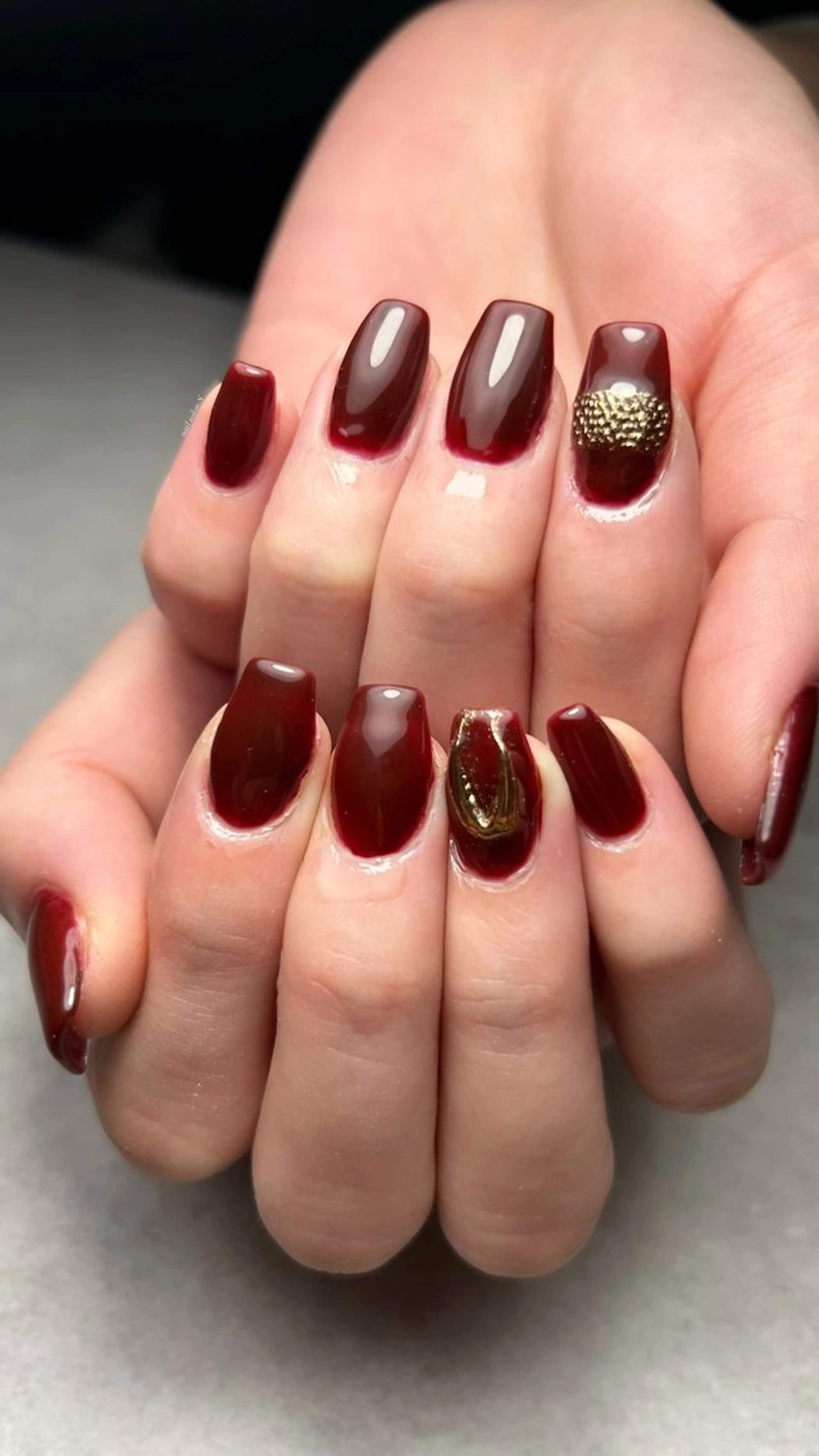 ネイル ミラーネイル ハンドネイル 関山 志乃のネイルデザイン