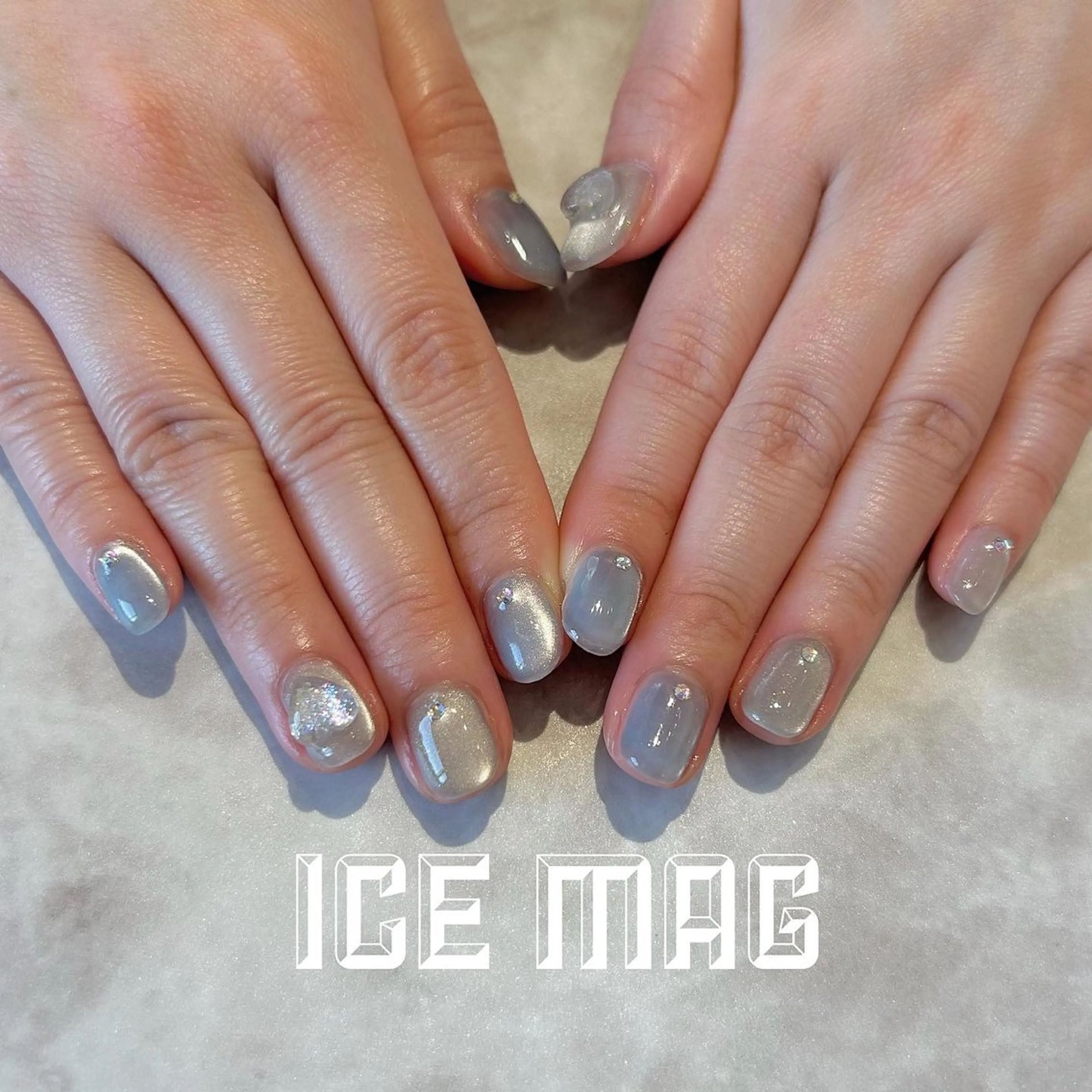 ネイル 水色 マグネットネイル nail salon amyのネイルデザイン