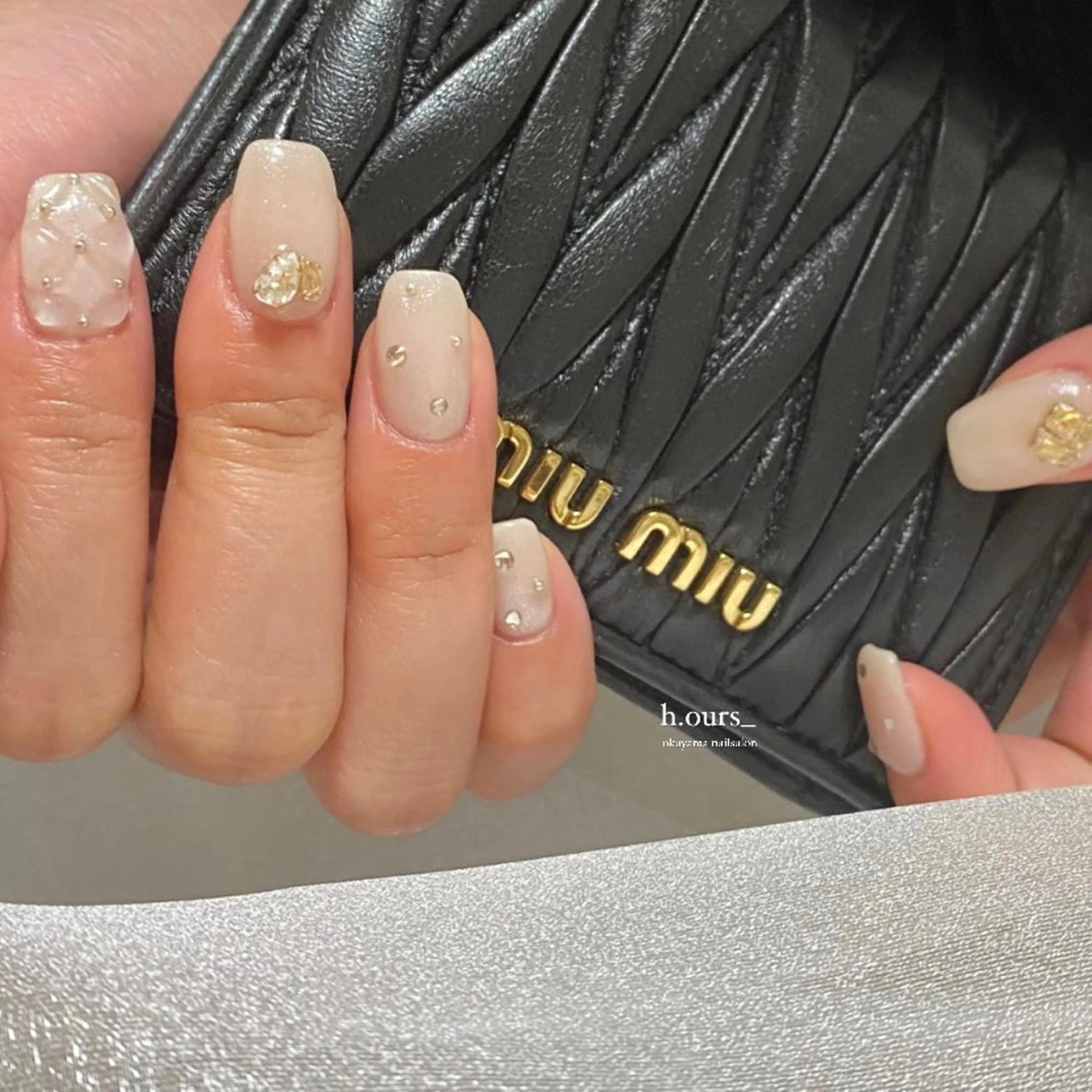 ネイル キラキラネイル 韓国ネイル ピンク h.ours _のネイルデザイン