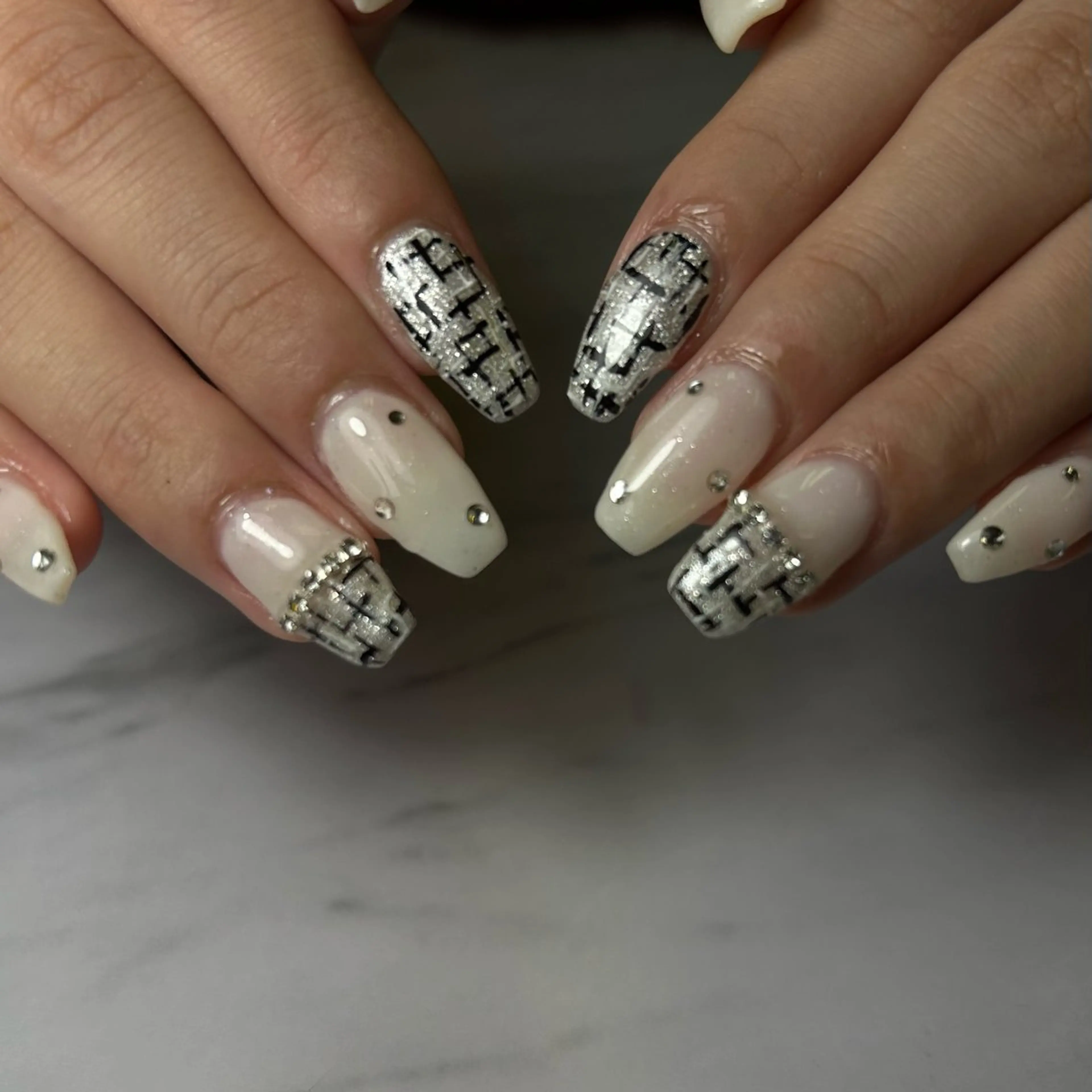 ネイル minuit Fuuのネイルデザイン