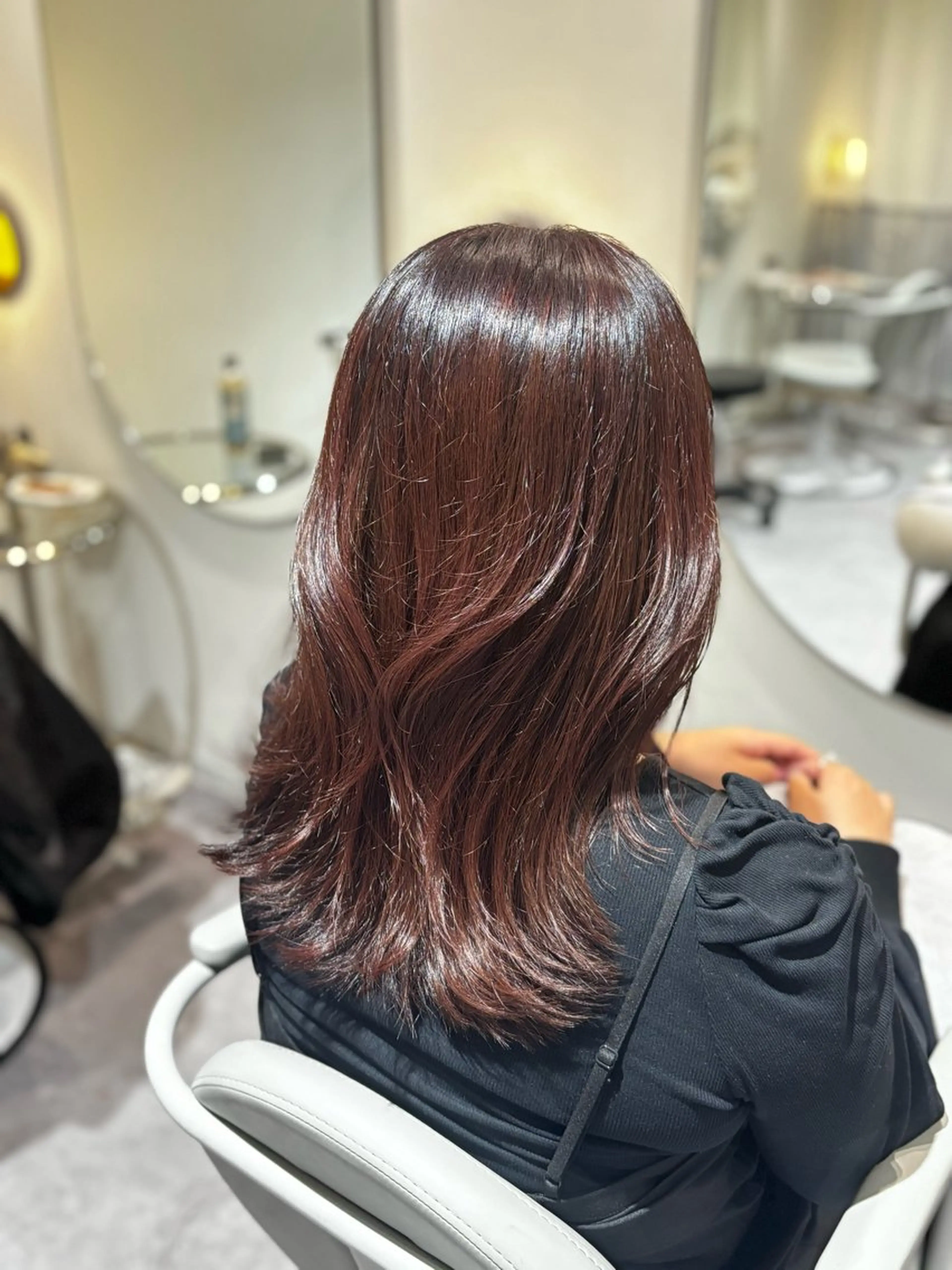 セミロング 美髪✨艶髪✨髪質改善 カラー特化❣️二宮遥のヘアスタイル