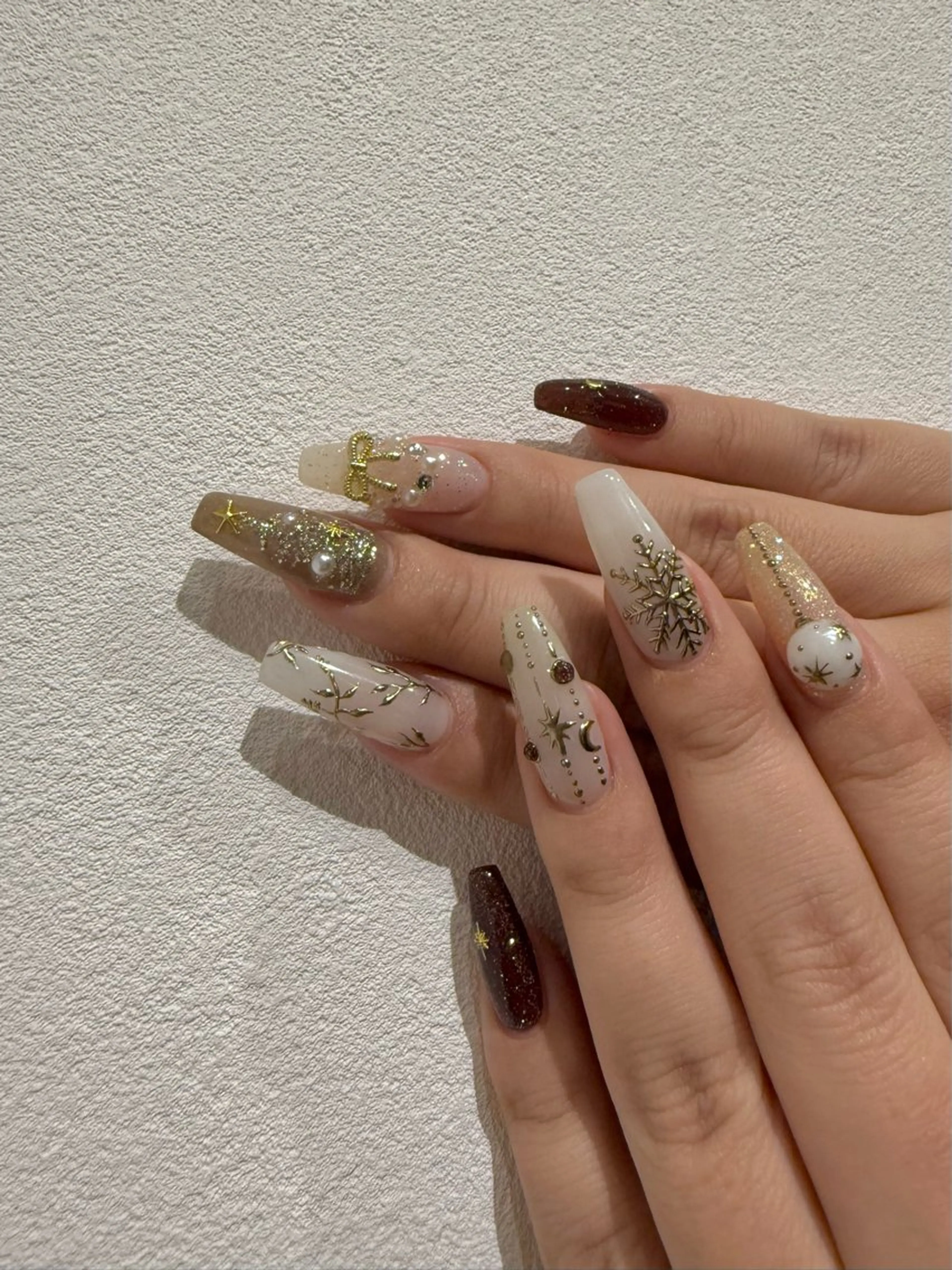 ネイル アートネイル ミラーネイル 冬ネイル クリスマス ハンドネイル ballie／小野原 なつみのネイルデザイン