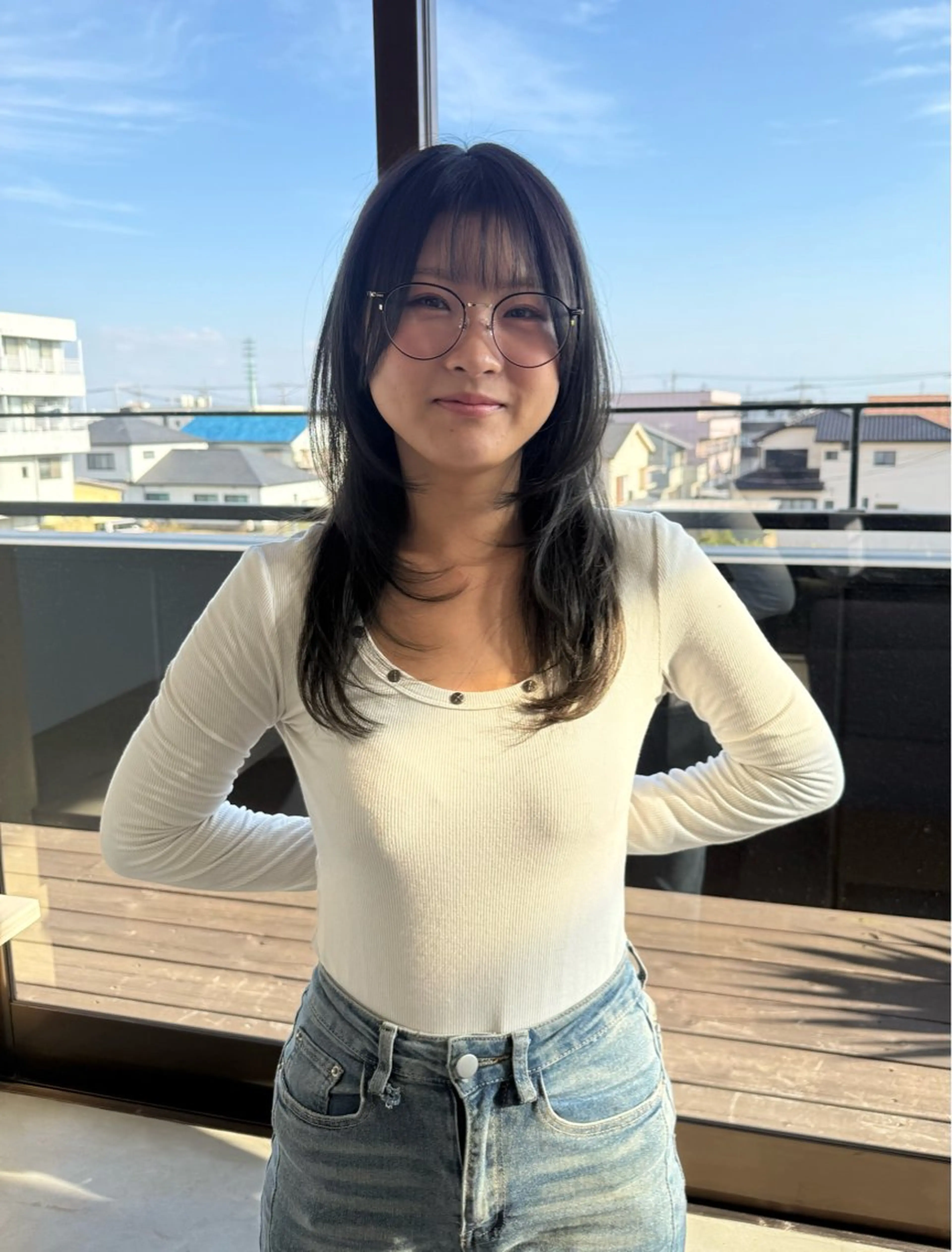 ミディアム レイヤーカット 韓国系/ウルフ/ ブリーチ/常角友野のヘアスタイル