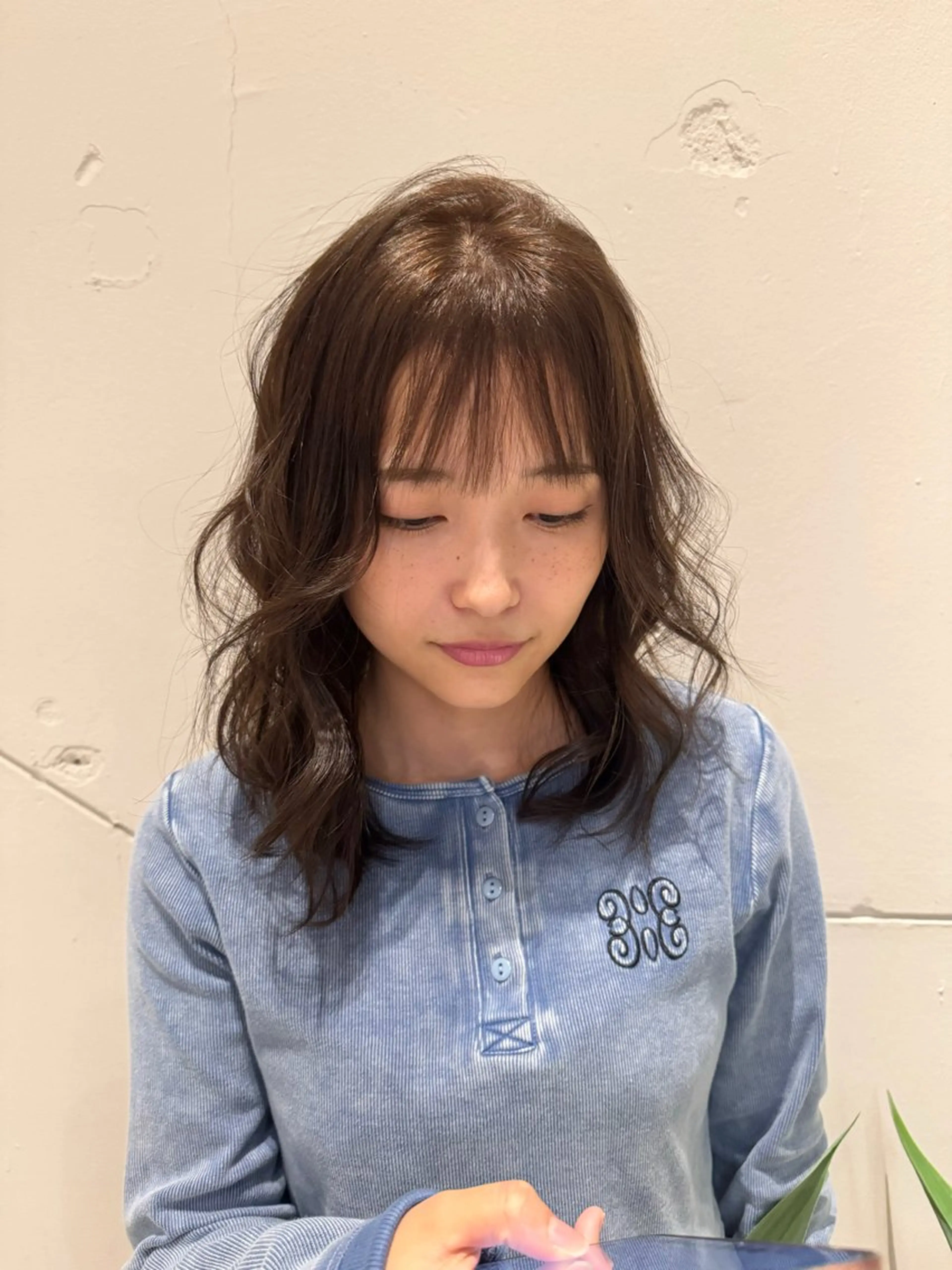 ミディアム カラー ベージュカラー ブリーチ ブリーチなしカラー オリーブベージュ Casseta AI ⭐︎🎀のヘアスタイル