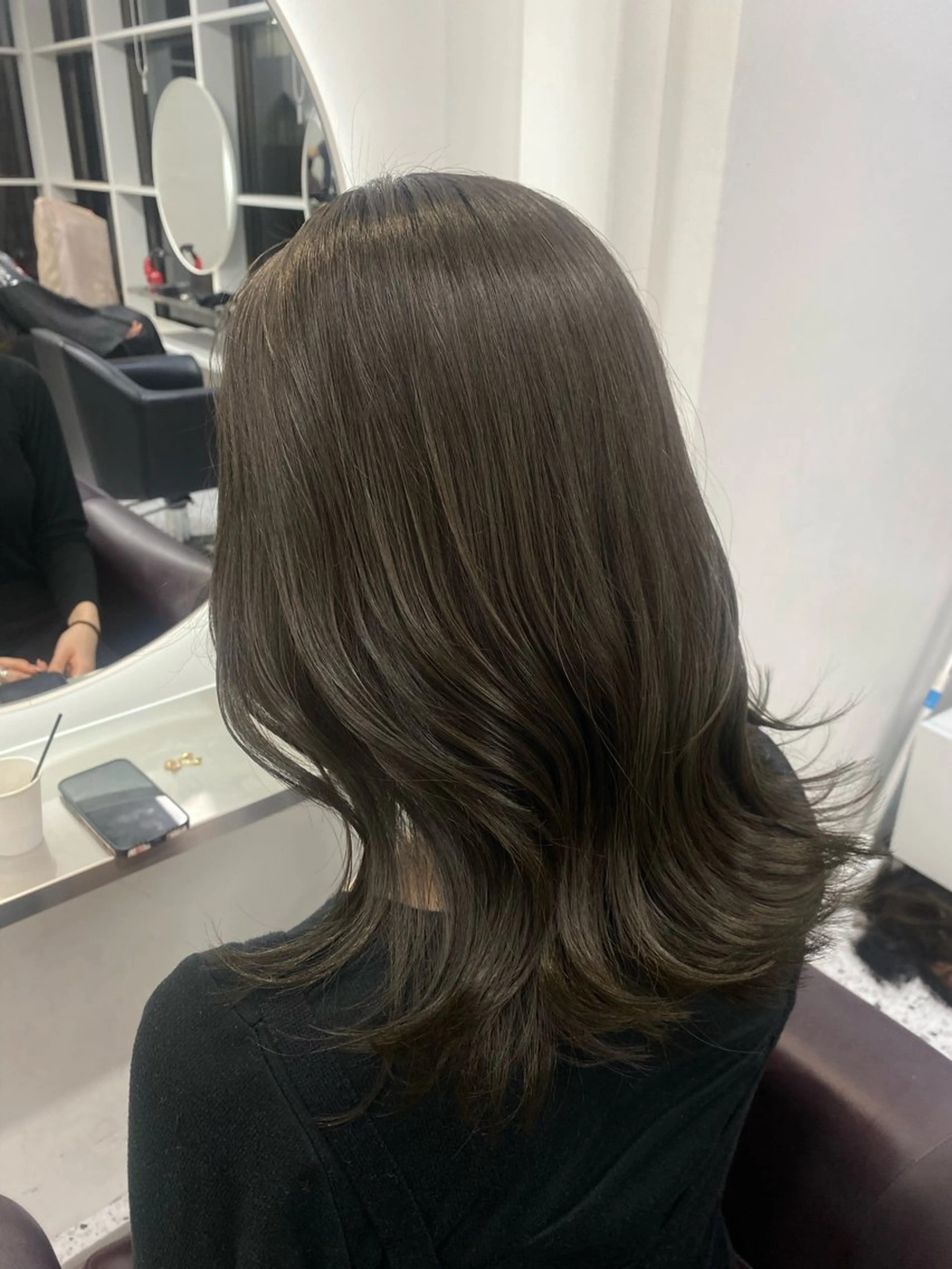 ミディアム カラー グレージュ オリーブグレージュ オリーブグレー ✴︎赤み除去カラー daichi✴︎のヘアスタイル