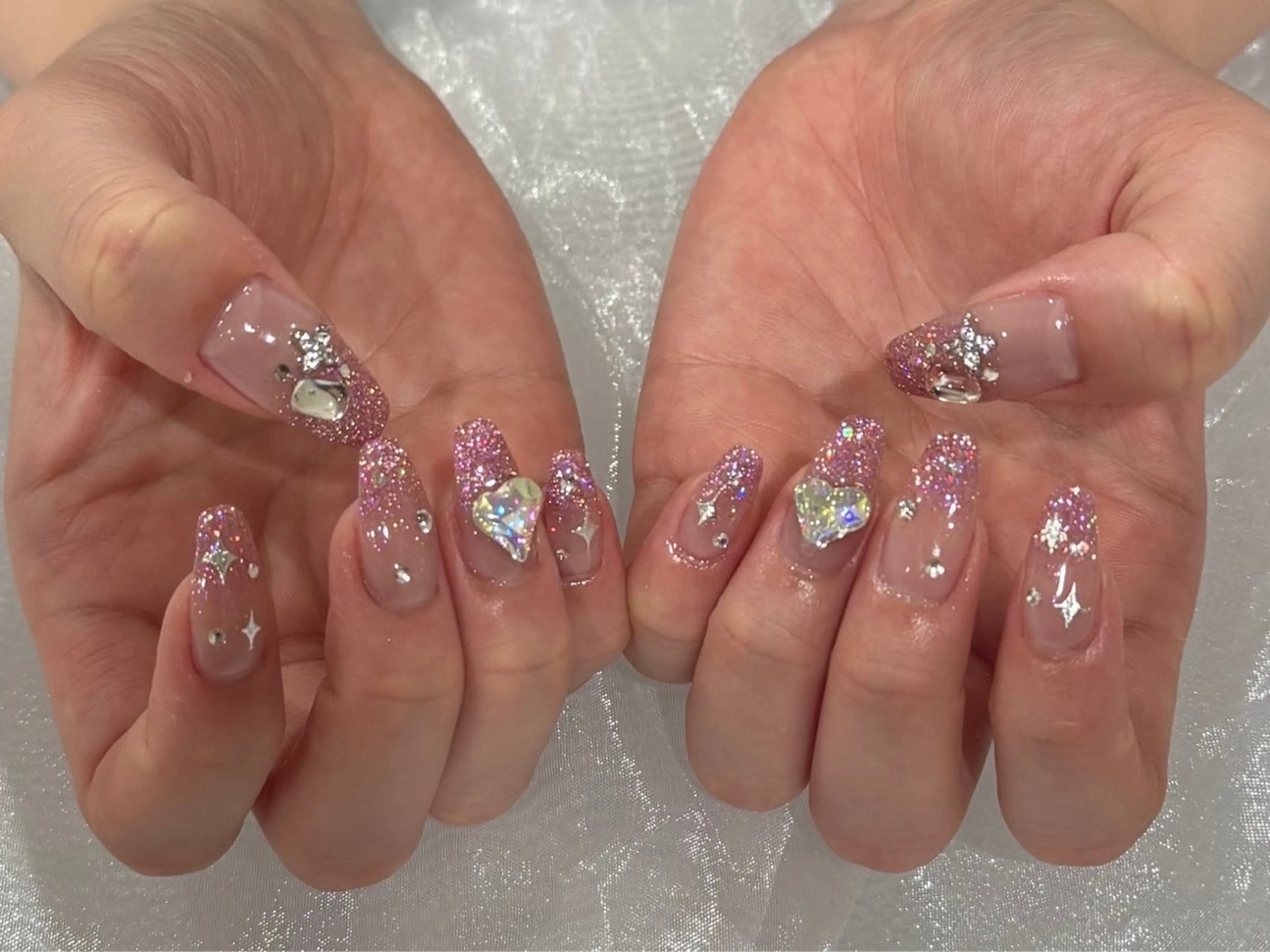 ネイル ハンドネイル ハンドケア amiLe 🎀yuunaのネイルデザイン