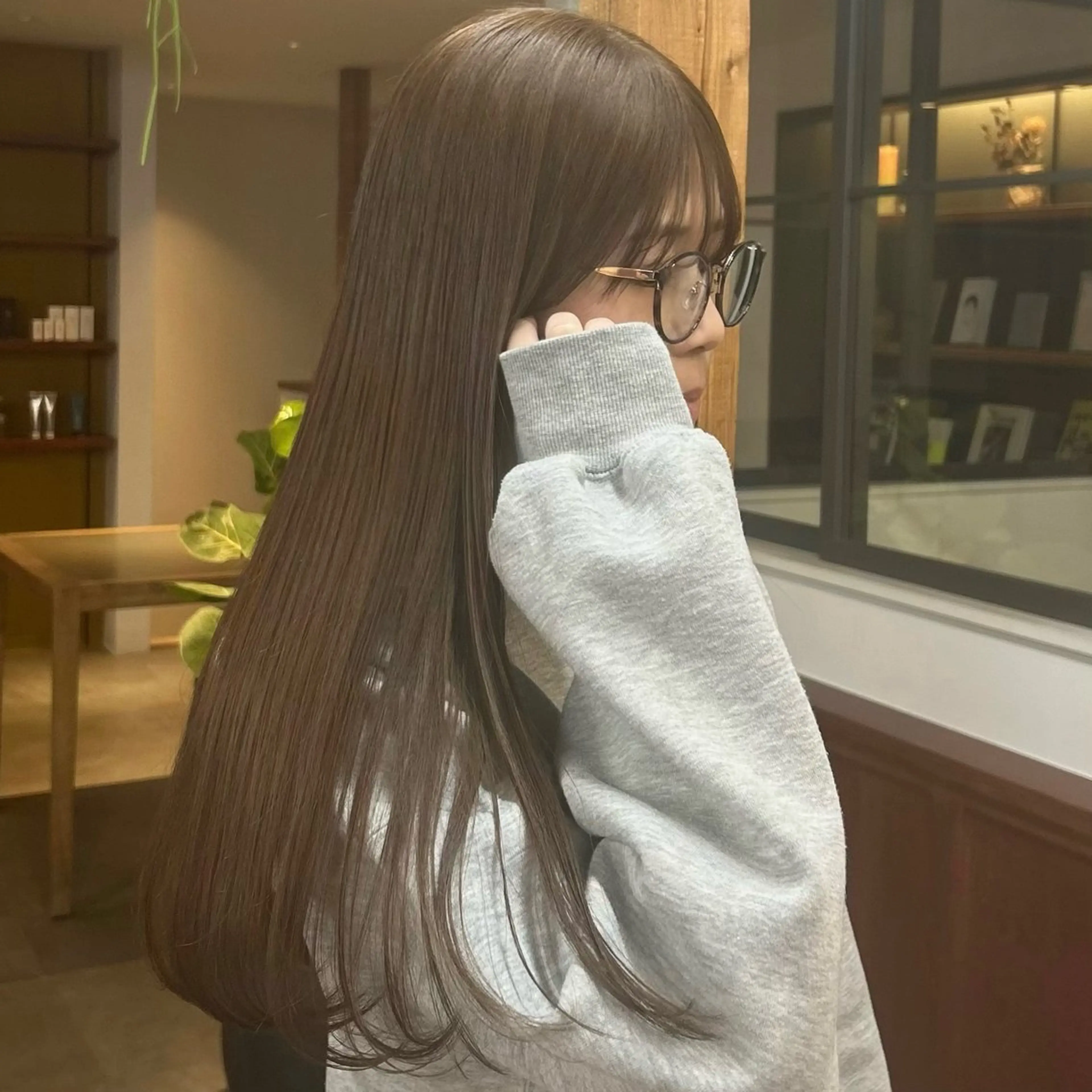 ロング カラー ブリーチ ダブルカラー ブリーチなしカラー ヘアカラー MUKU リカのヘアスタイル