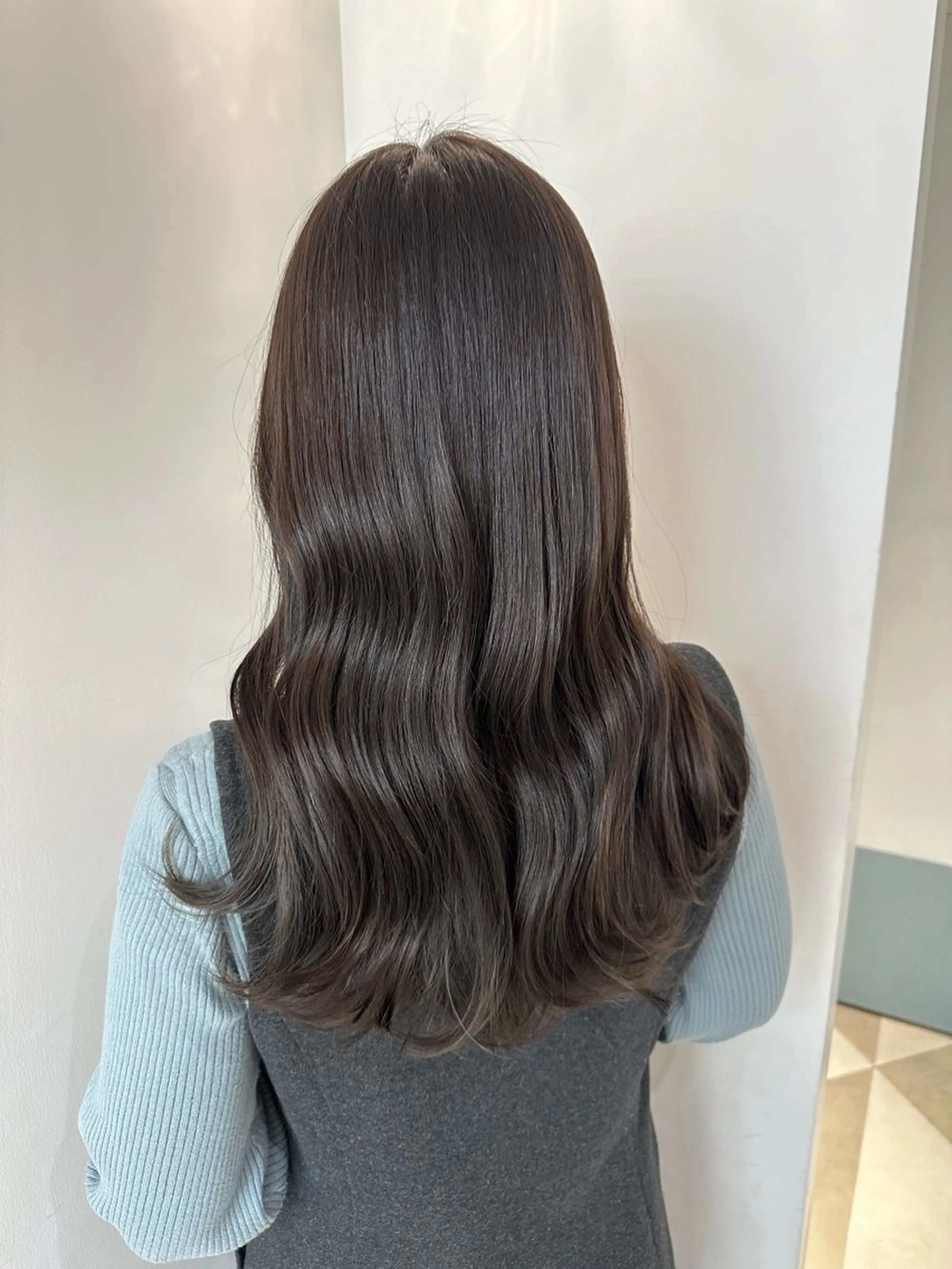 ロング カラー ヘアカラー 安丸 結夏のヘアスタイル