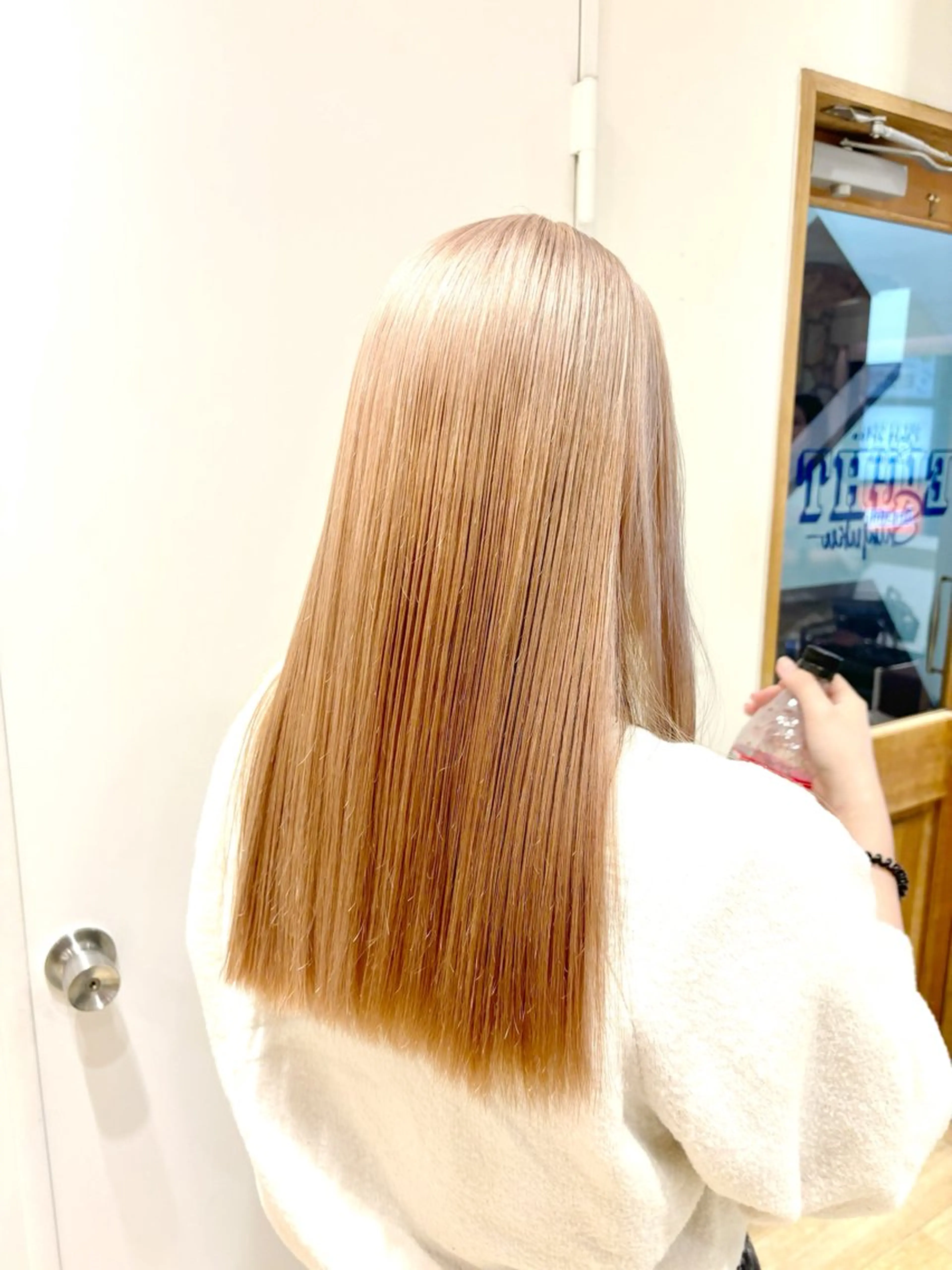 ロング カラー ヘアカラー トリートメント EIGHT新宿 新井彩斗のヘアスタイル