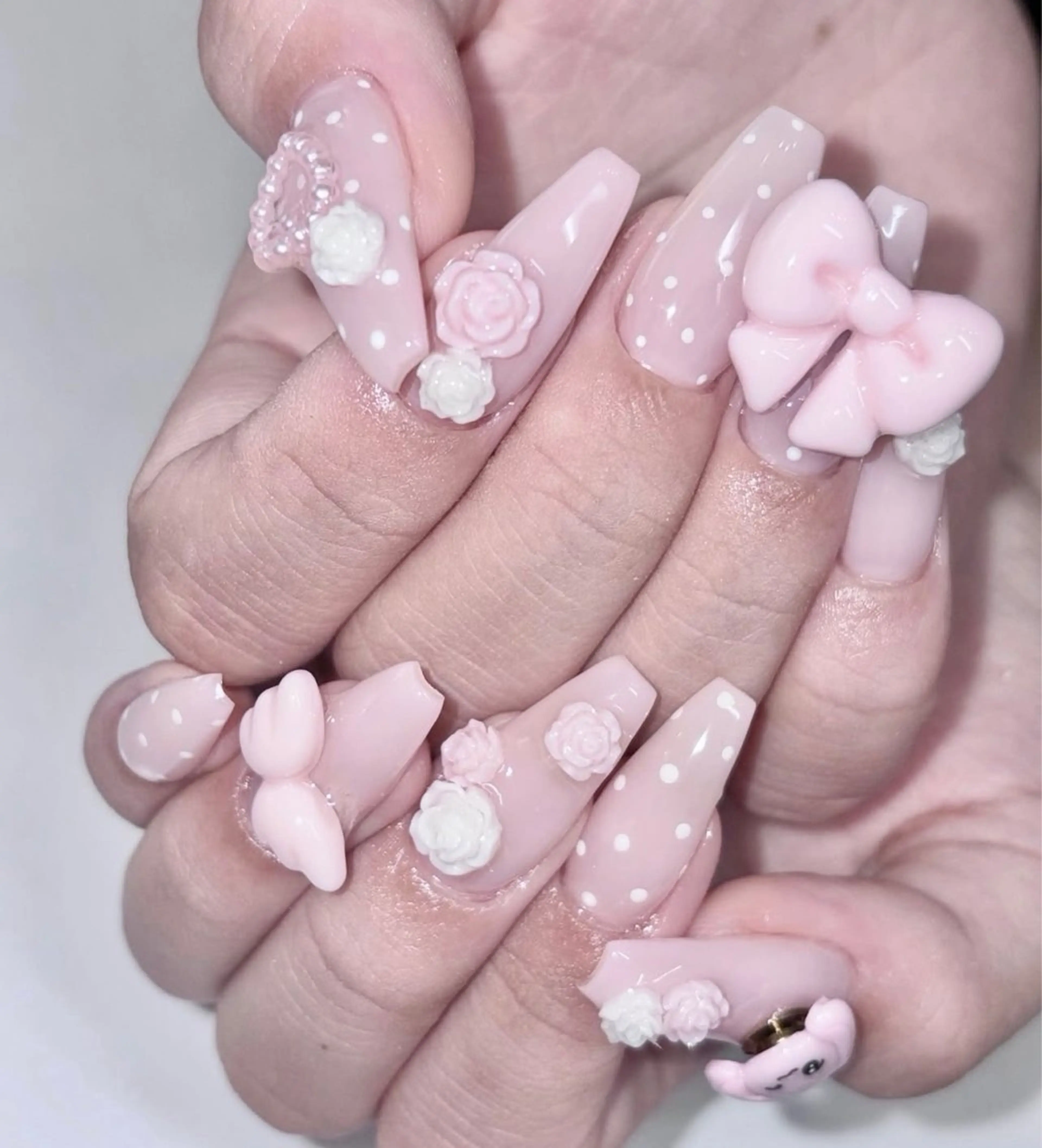 ネイル NiJi Nailsのネイルデザイン