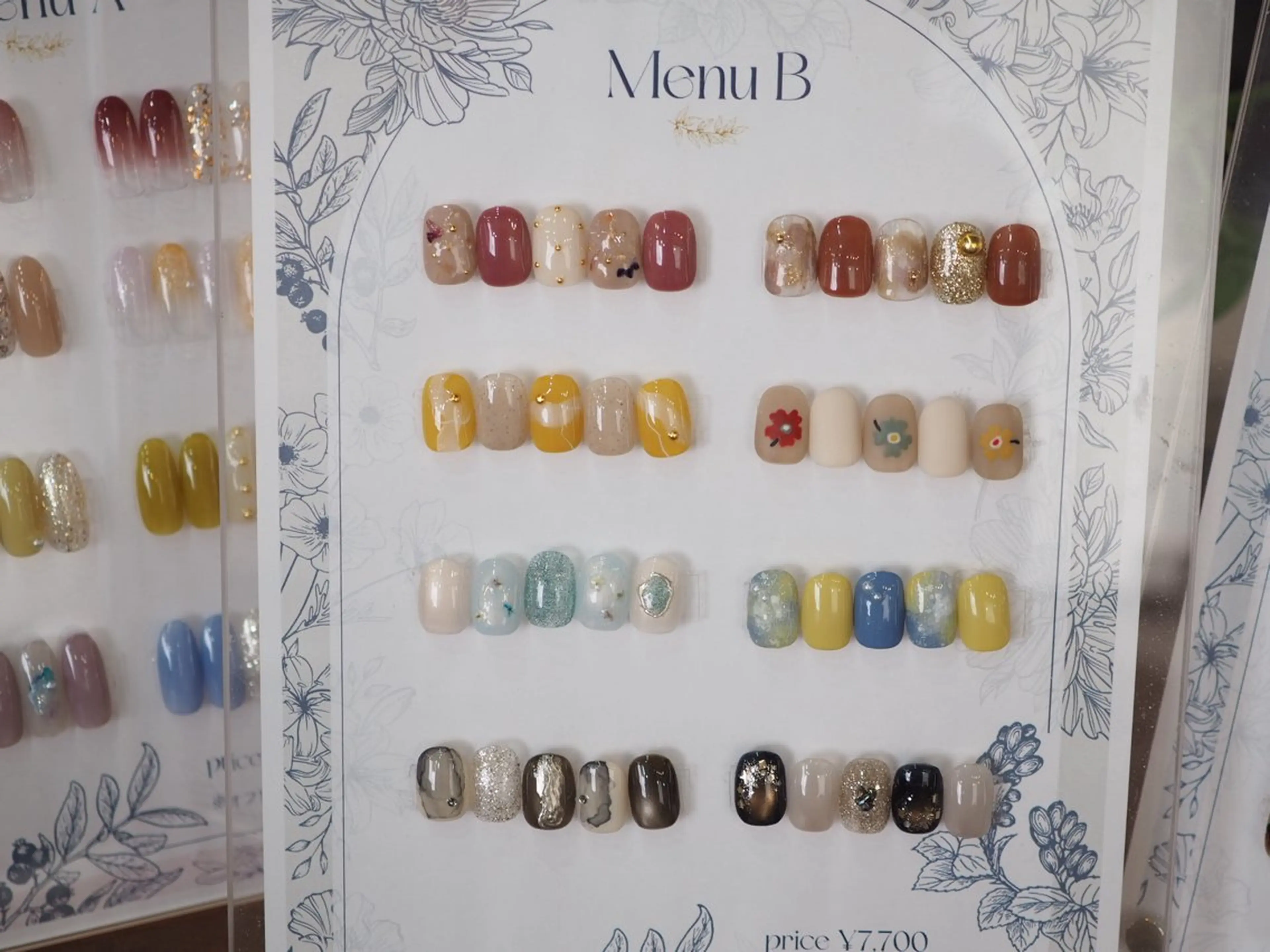 ネイル ハンドネイル glaNje aoiのネイルデザイン