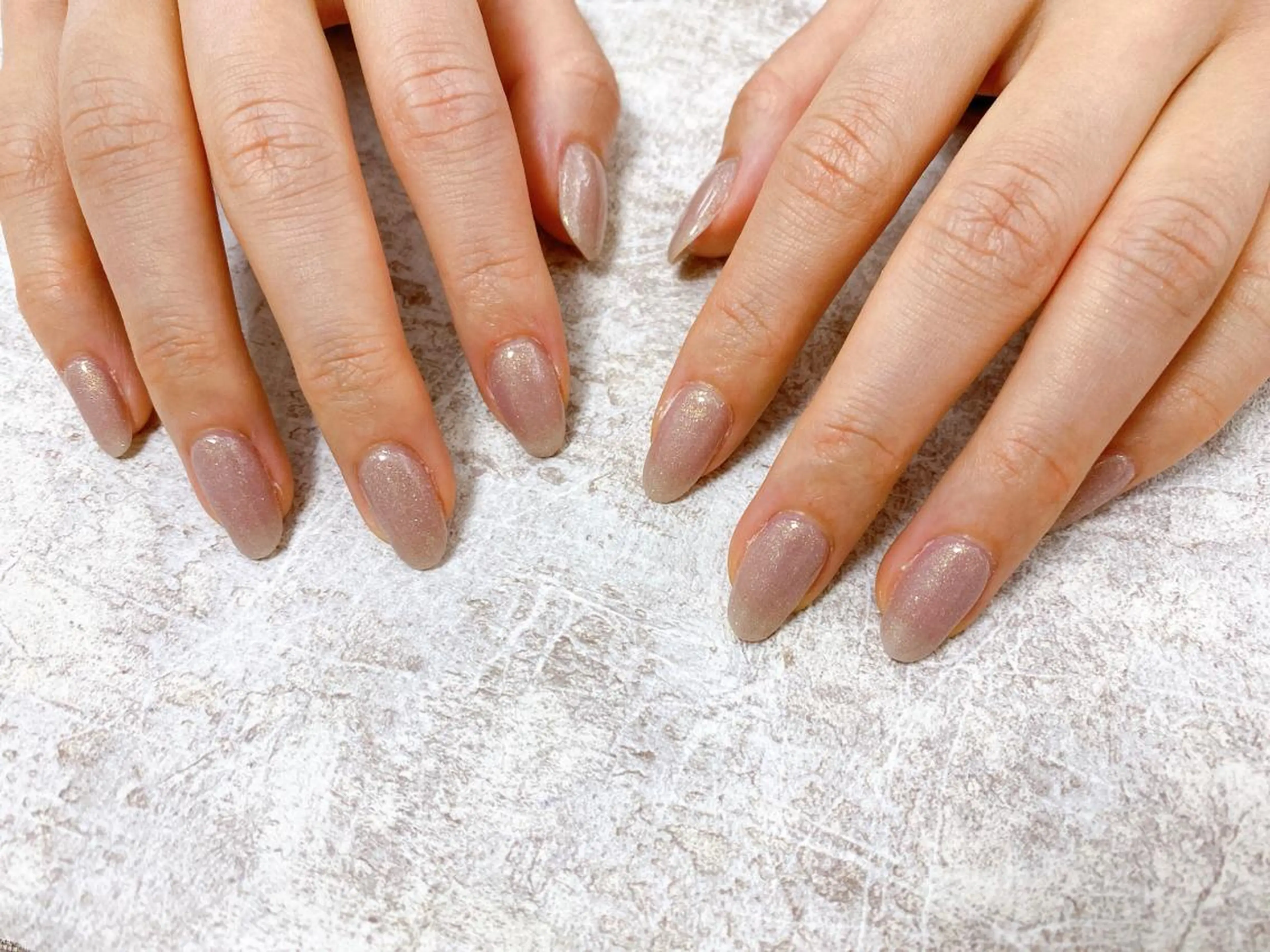 ネイル ラメ(グリッター) ピンク ハンドネイル mogunail &blowのネイルデザイン