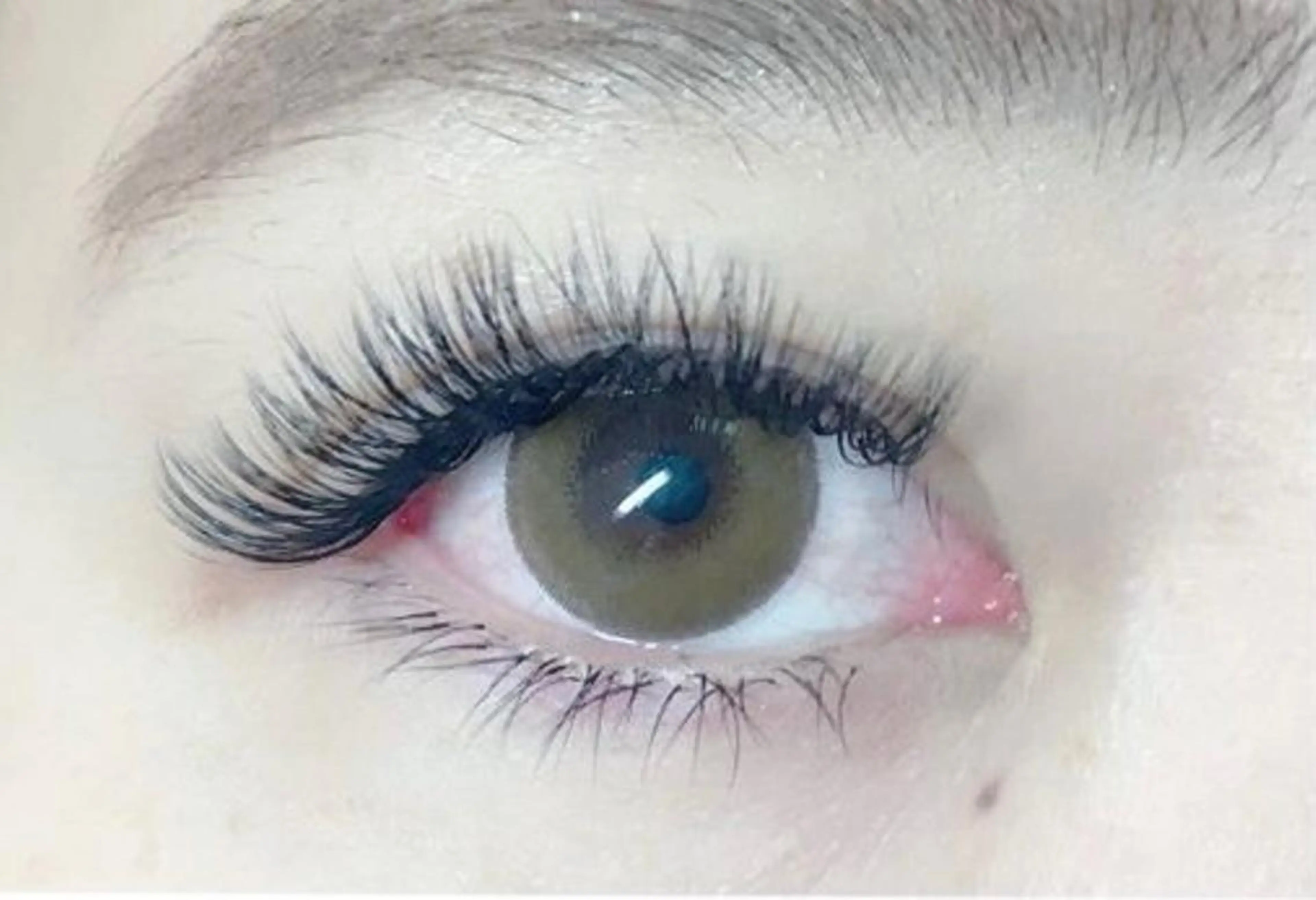 マツエク・マツパ ボリュームラッシュ BeautySalon Le'a所属・eyelash Le'aのマツエク・マツパデザイン