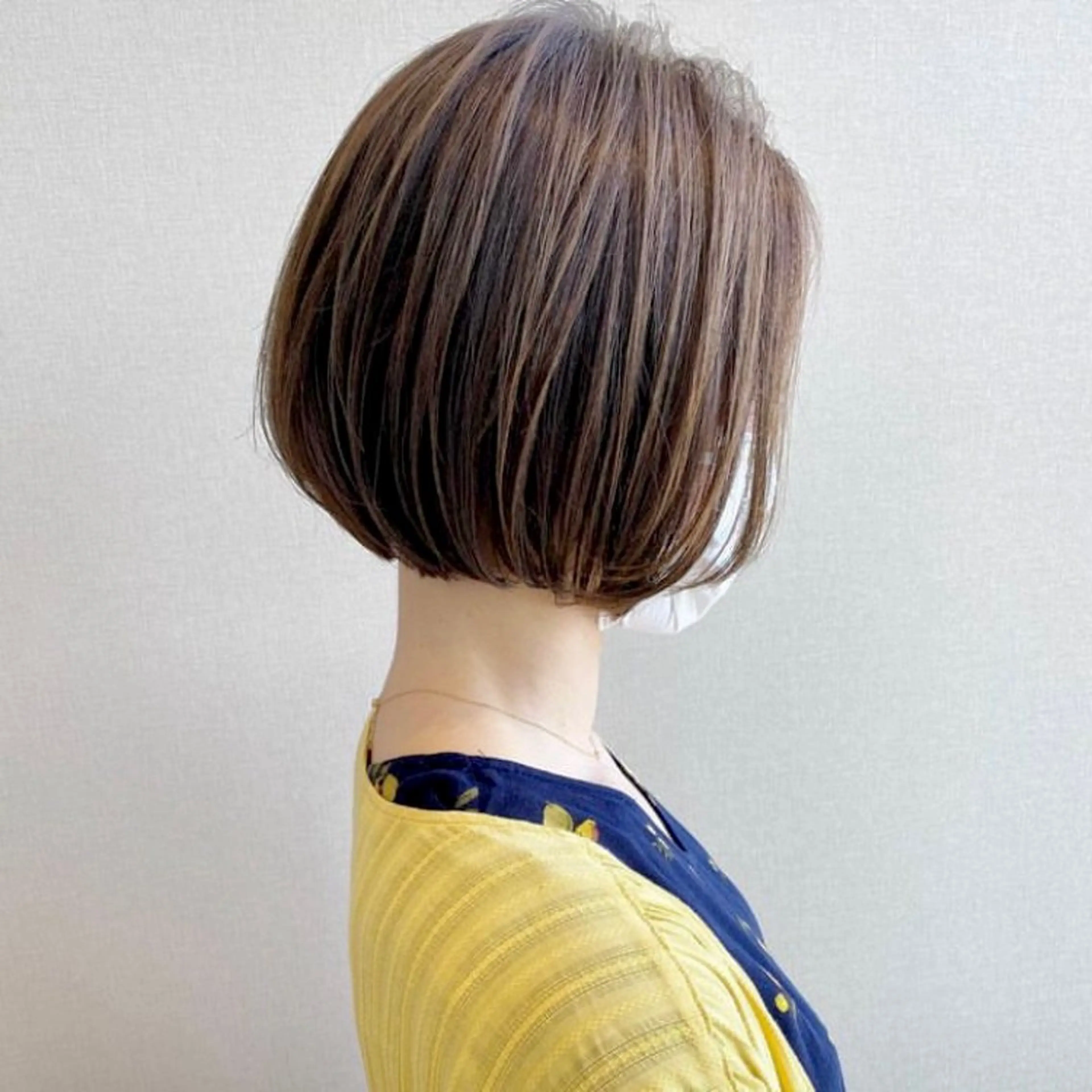 ショート 伸ばしかけ ショートヘア カット 砂川朱音⌇鶴見区横堤 ⌇抜け感ヘア⌇韓国風のヘアスタイル