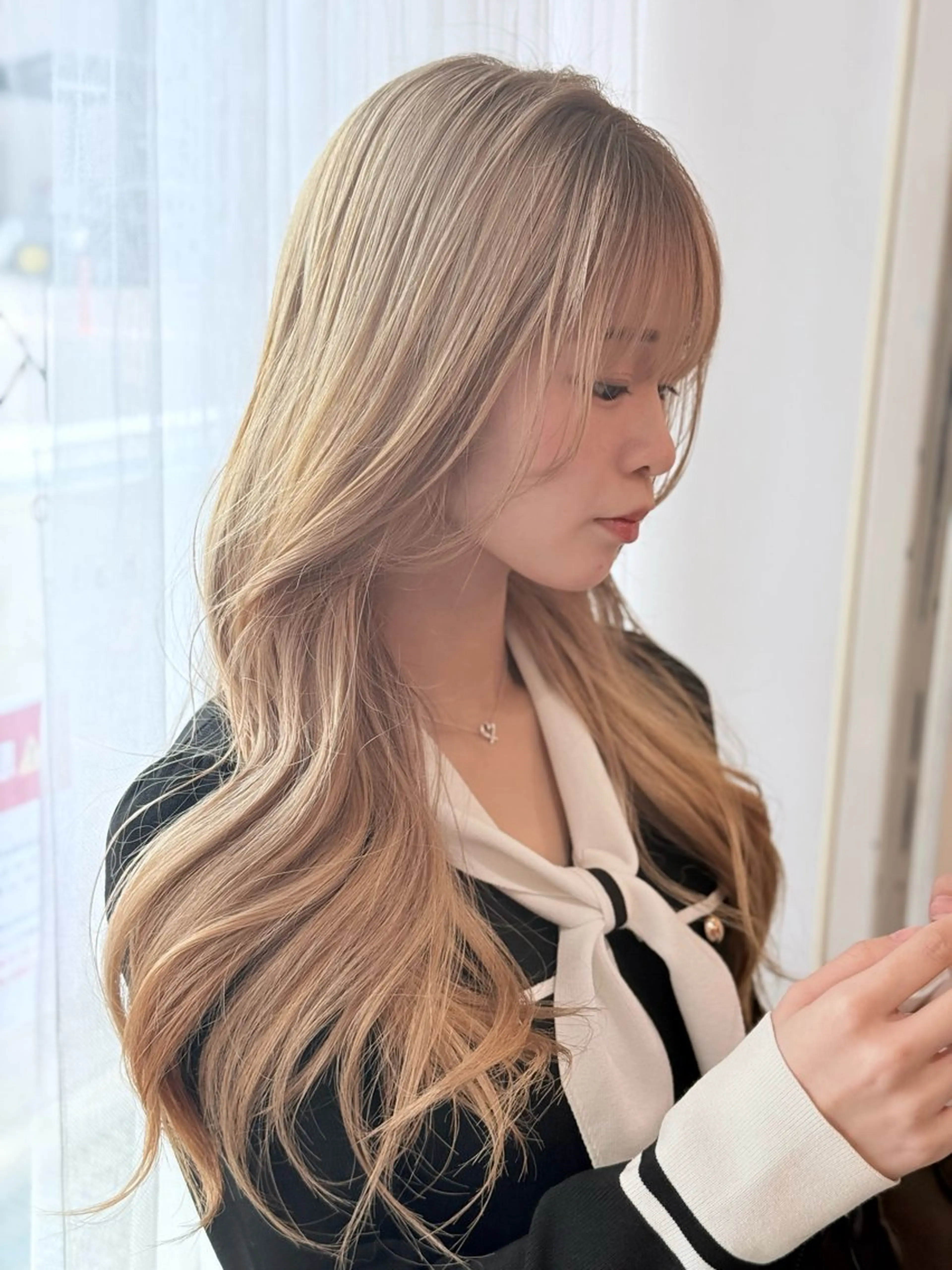 ロング カラー ブロンド ホワイトブロンド Hirose Ryoのヘアスタイル