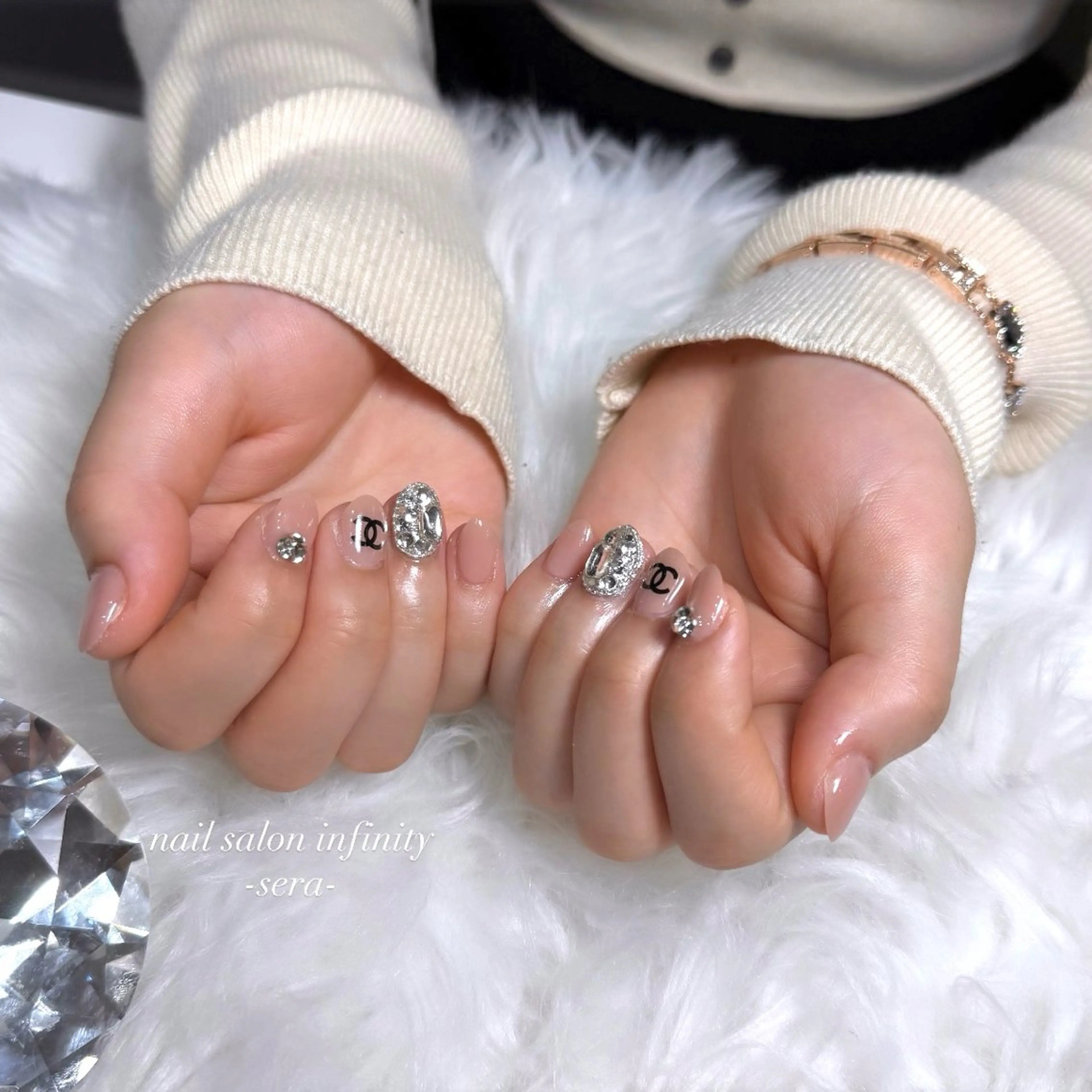 ネイル ハンドネイル infinity seraのネイルデザイン