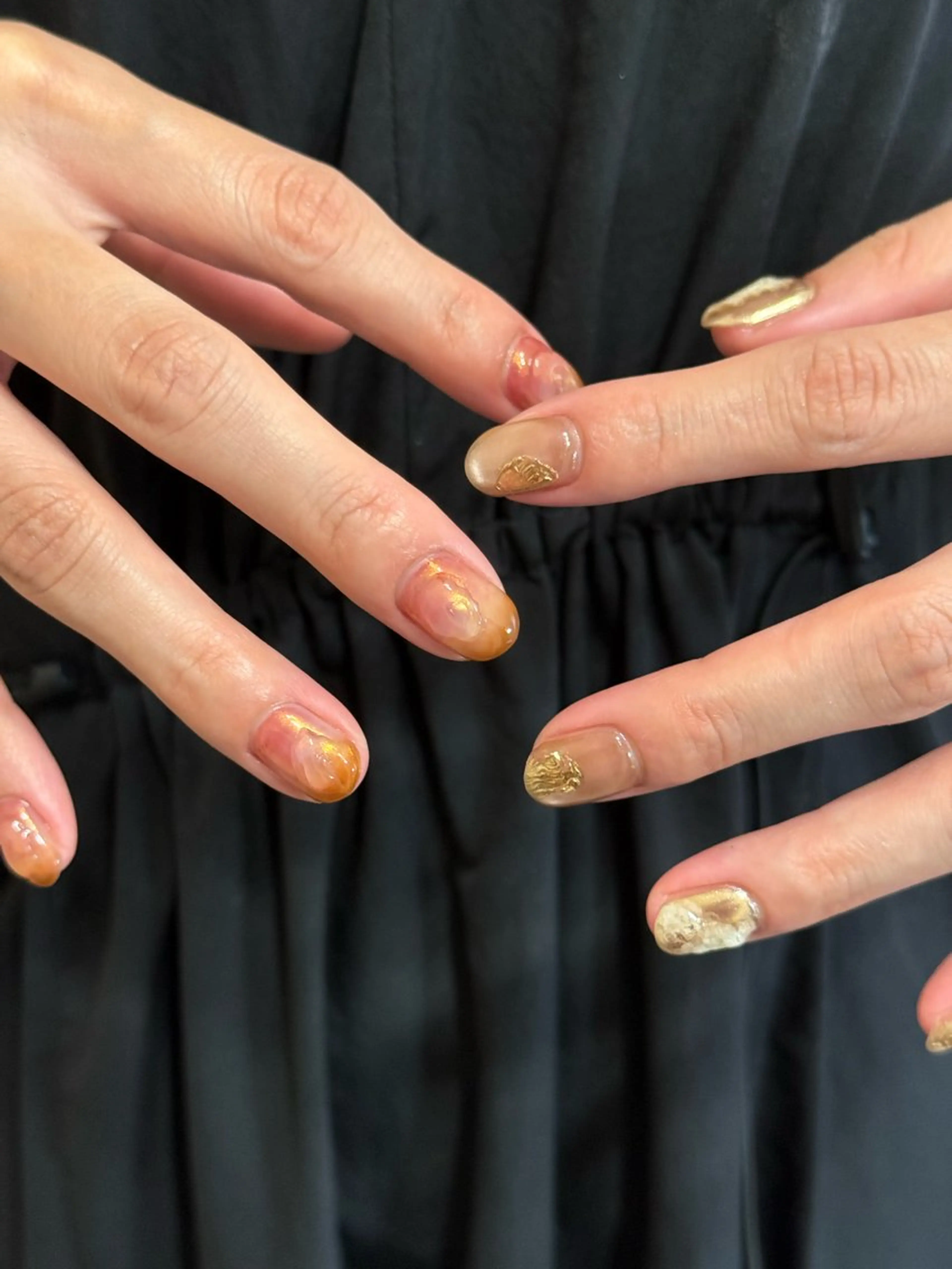 ネイル 氷ネイル・うるうるネイル キラキラネイル ハンドネイル フットネイル kiii.__ ✴︎*のネイルデザイン