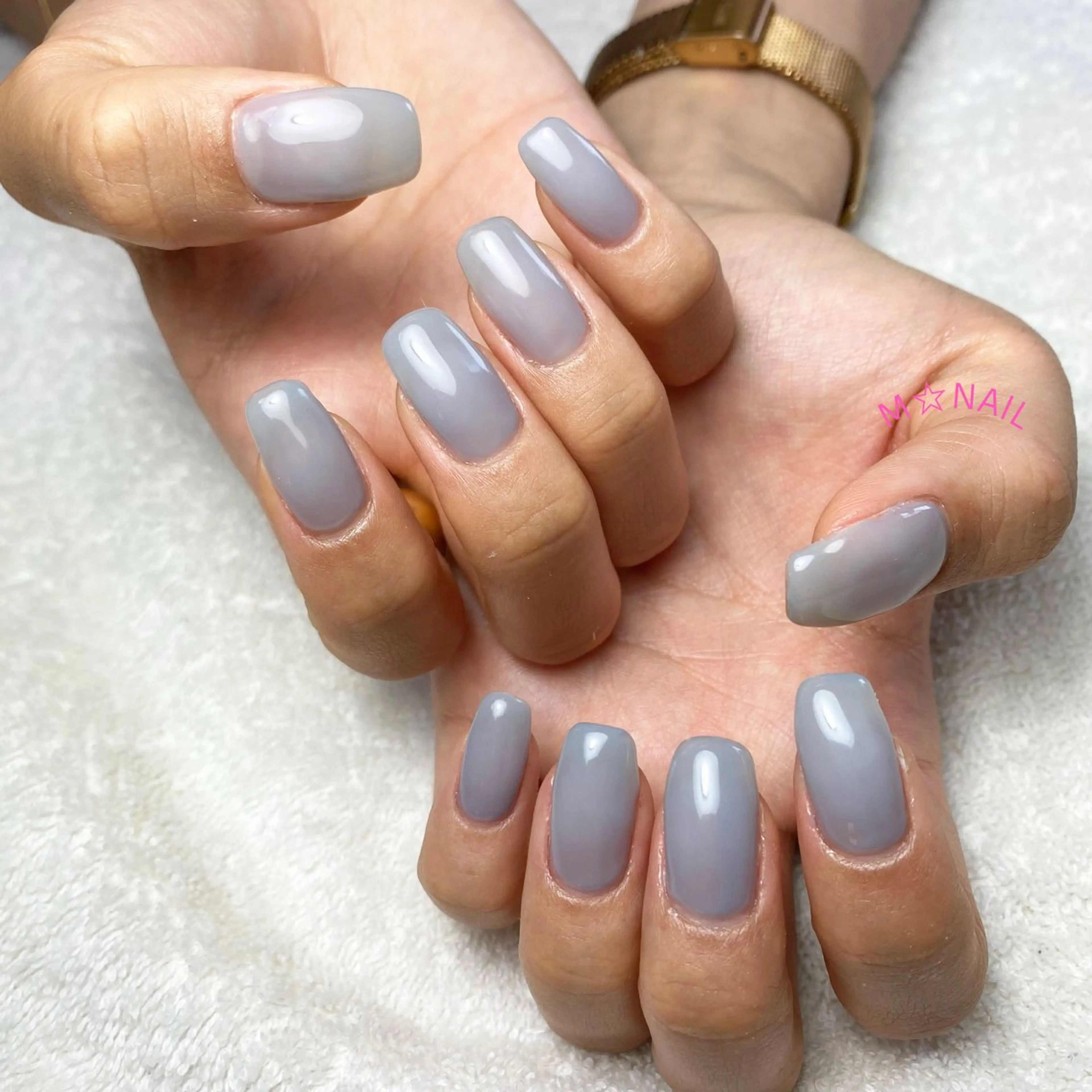 ネイル ブルー ワンカラーネイル シンプルネイル ハンドネイル COCO +のエステ・リラクイメージ