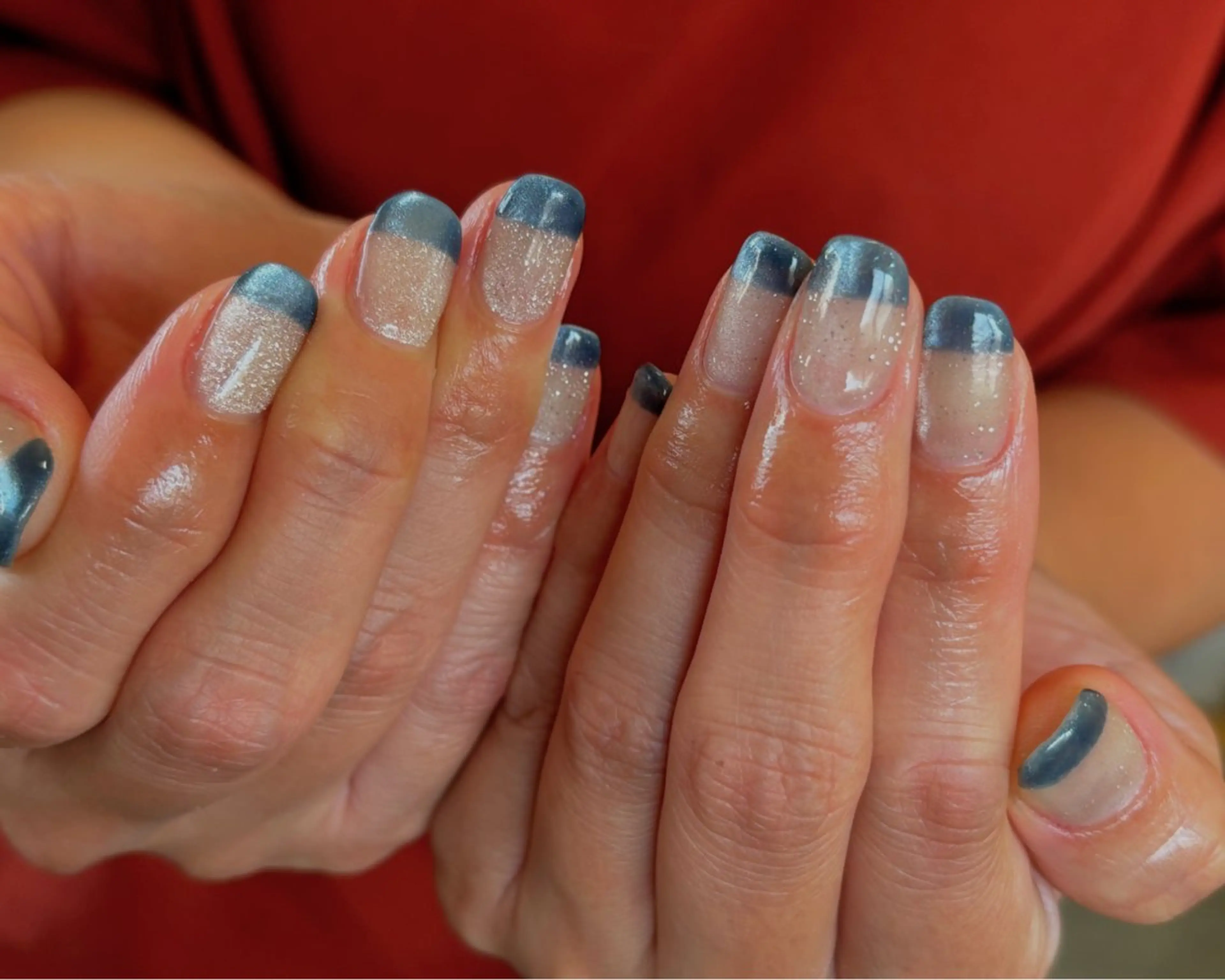 ネイル ブルー カジュアル フレンチネイル ジェルネイル キラキラネイル ハンドネイル tamu nail 　金町のネイルデザイン