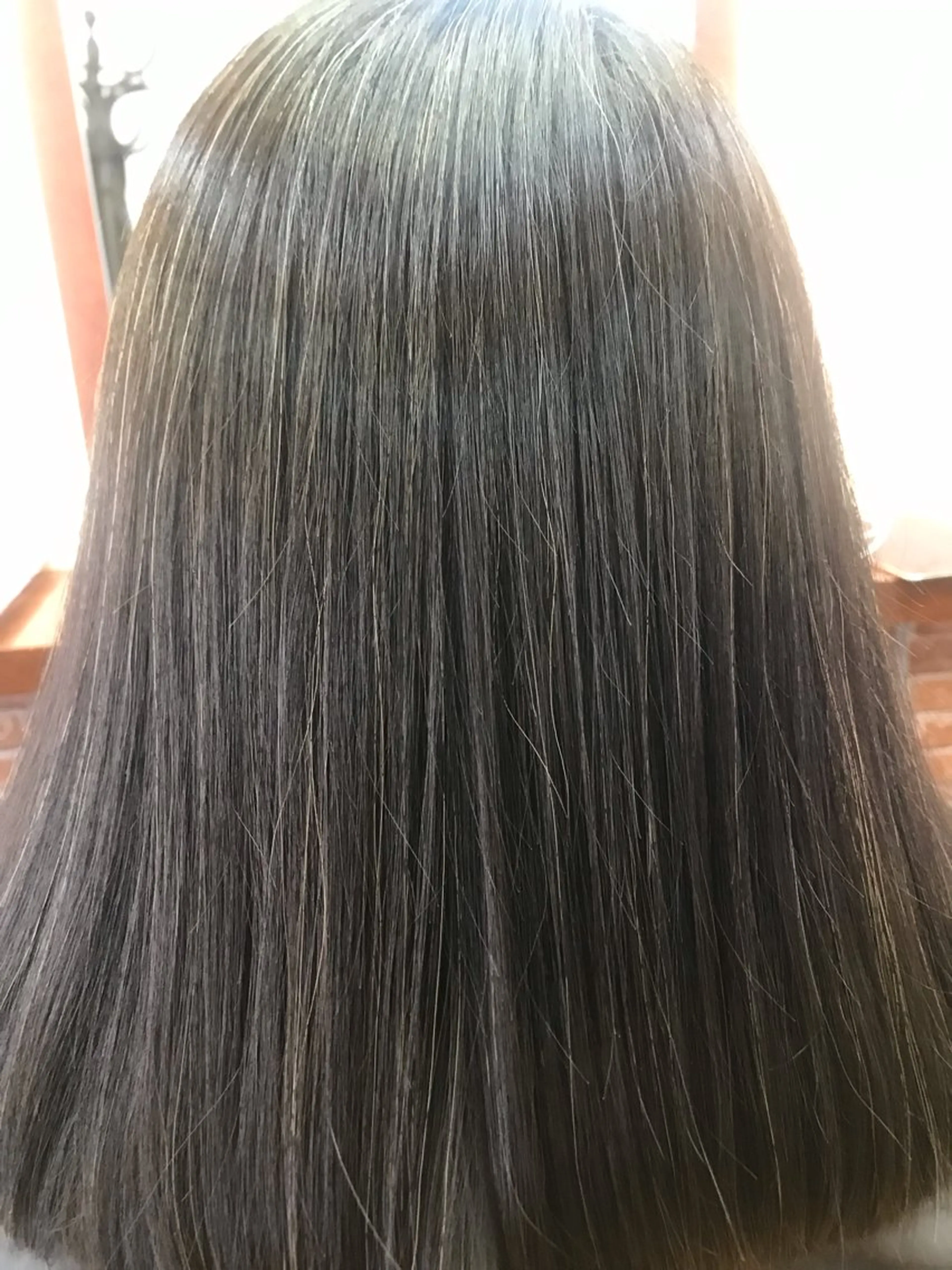 セミロング パーマ 桧山 真のヘアスタイル