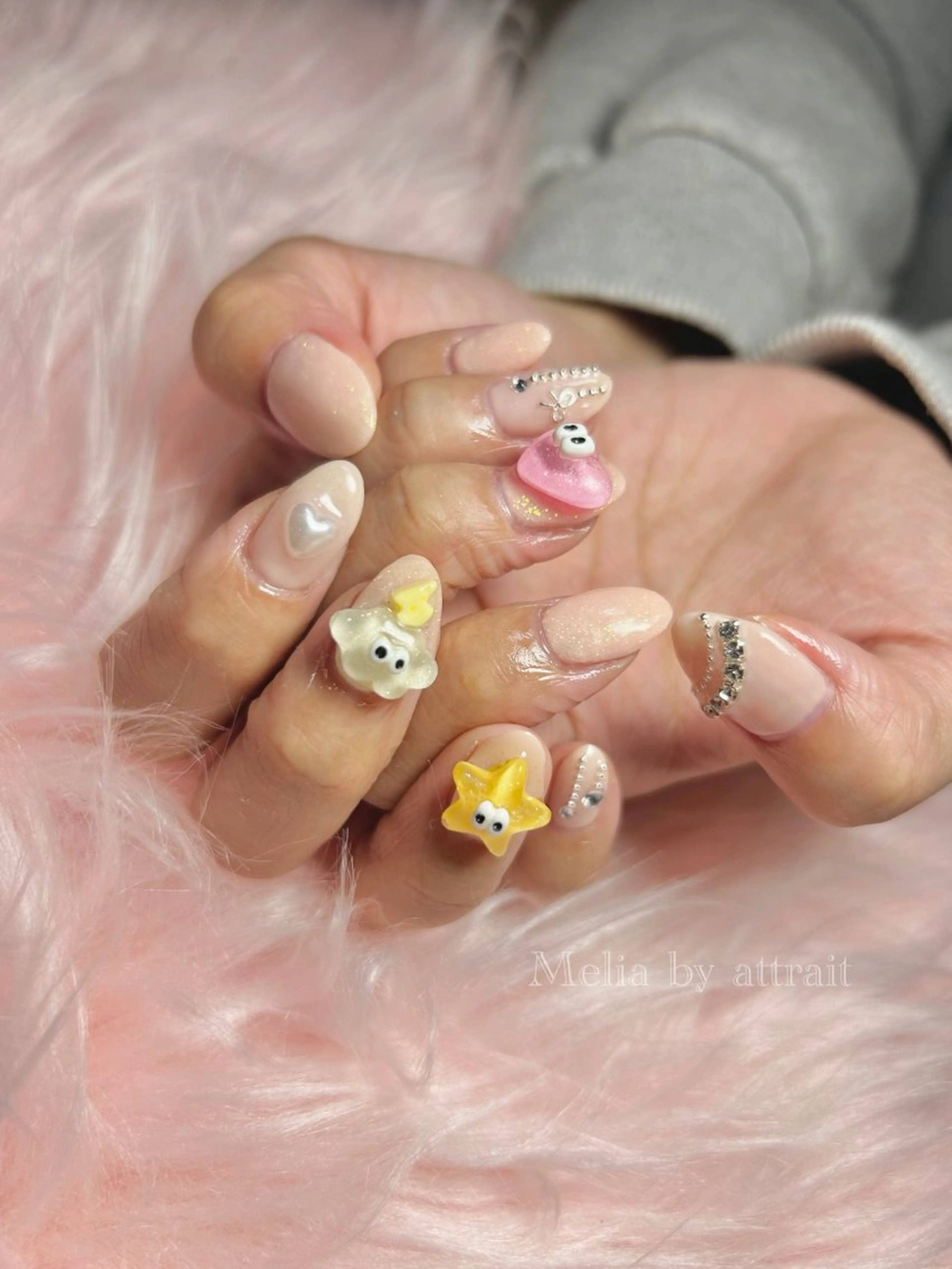 ネイル 持ち込み Melia　by attrait所属・Melia by attrait🌿杏のネイルデザイン