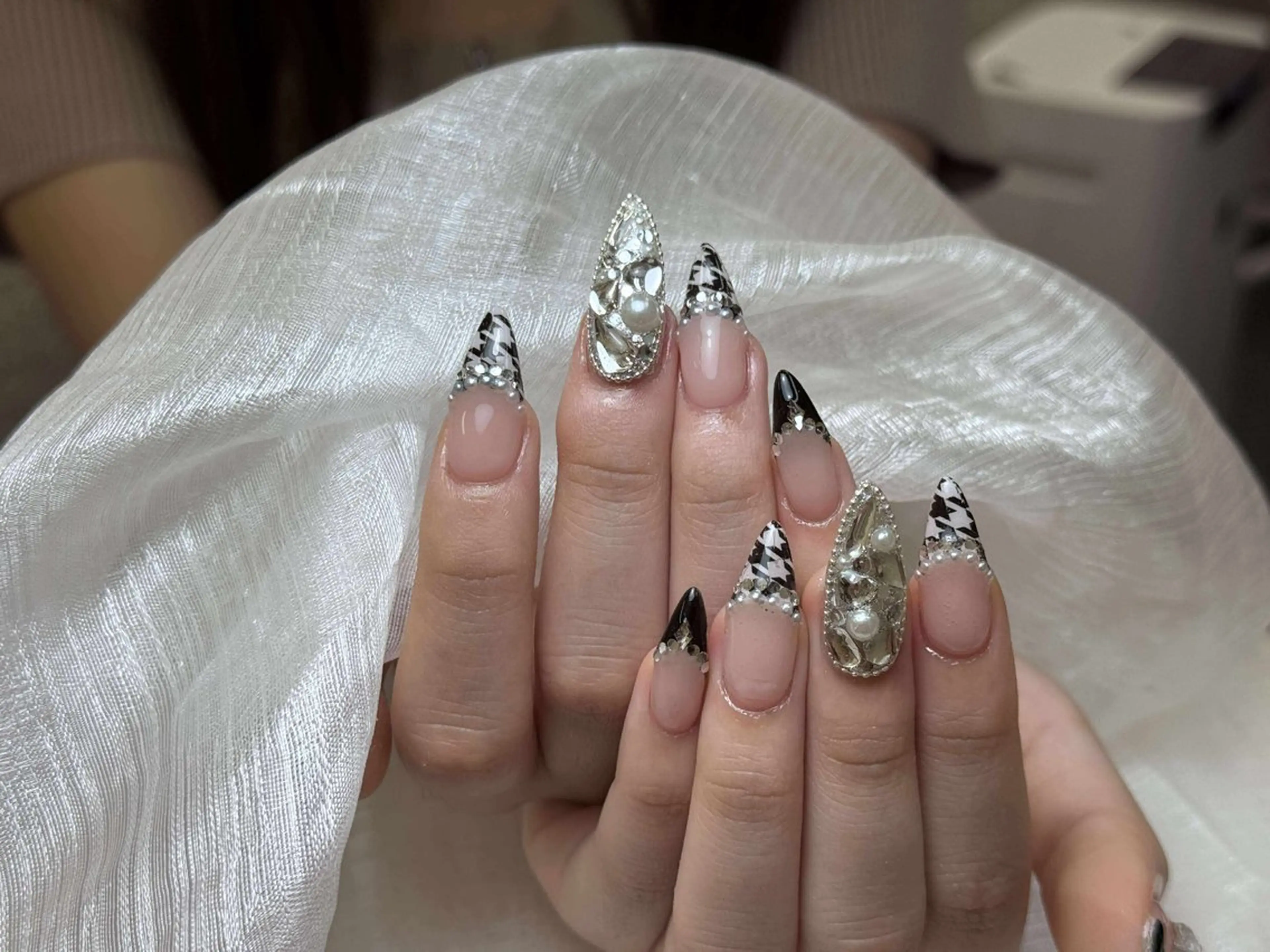 ネイル アートネイル 成人式 ジェルネイル ニュアンスネイル 夏ネイル ハンドネイル Jenn Nail Shinokuboのネイルデザイン