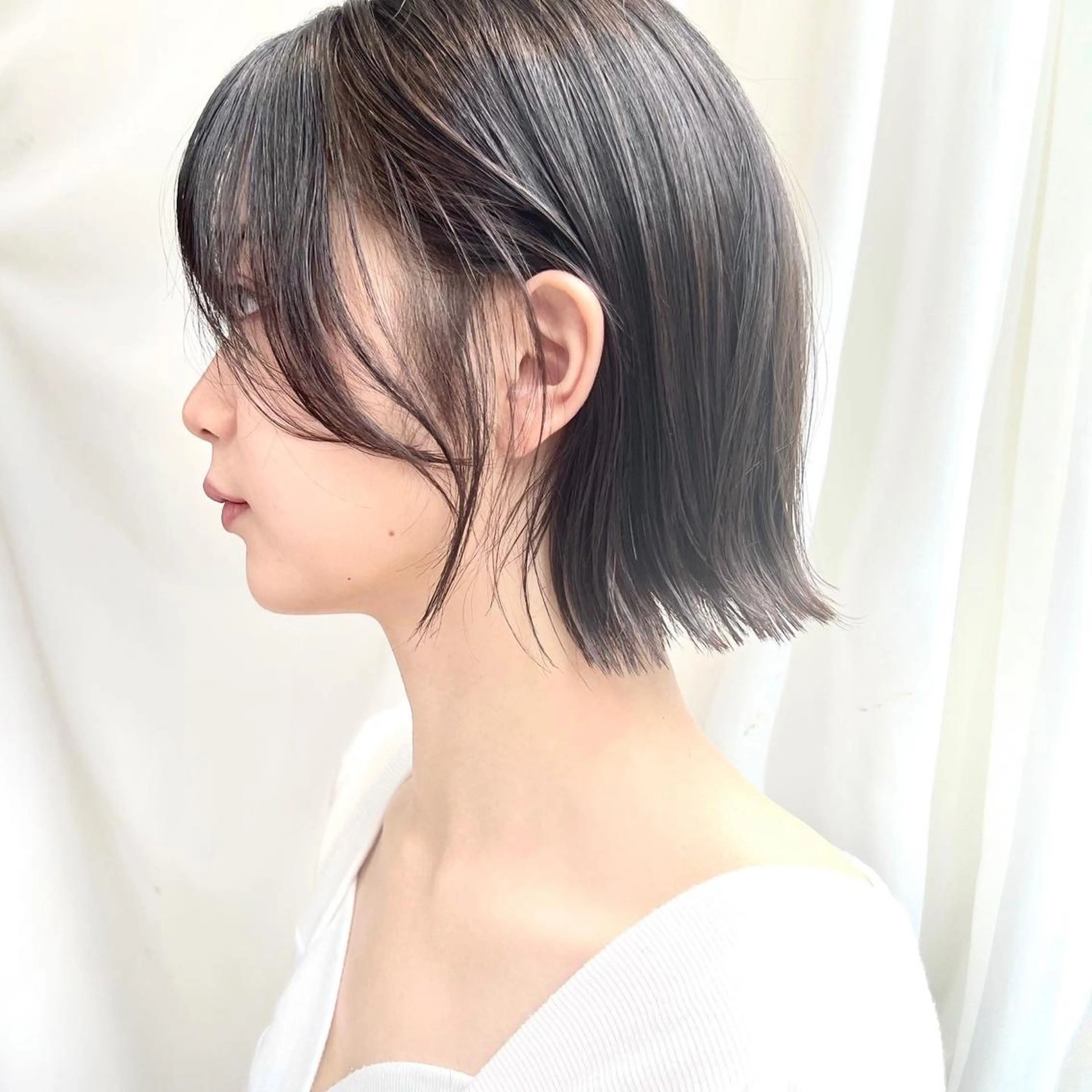 ショート カラー ベージュカラー 透明感カラー グレージュ ボブ カット ヘアカラー トリートメント レイヤー専門家 ダブルカラー修のヘアスタイル