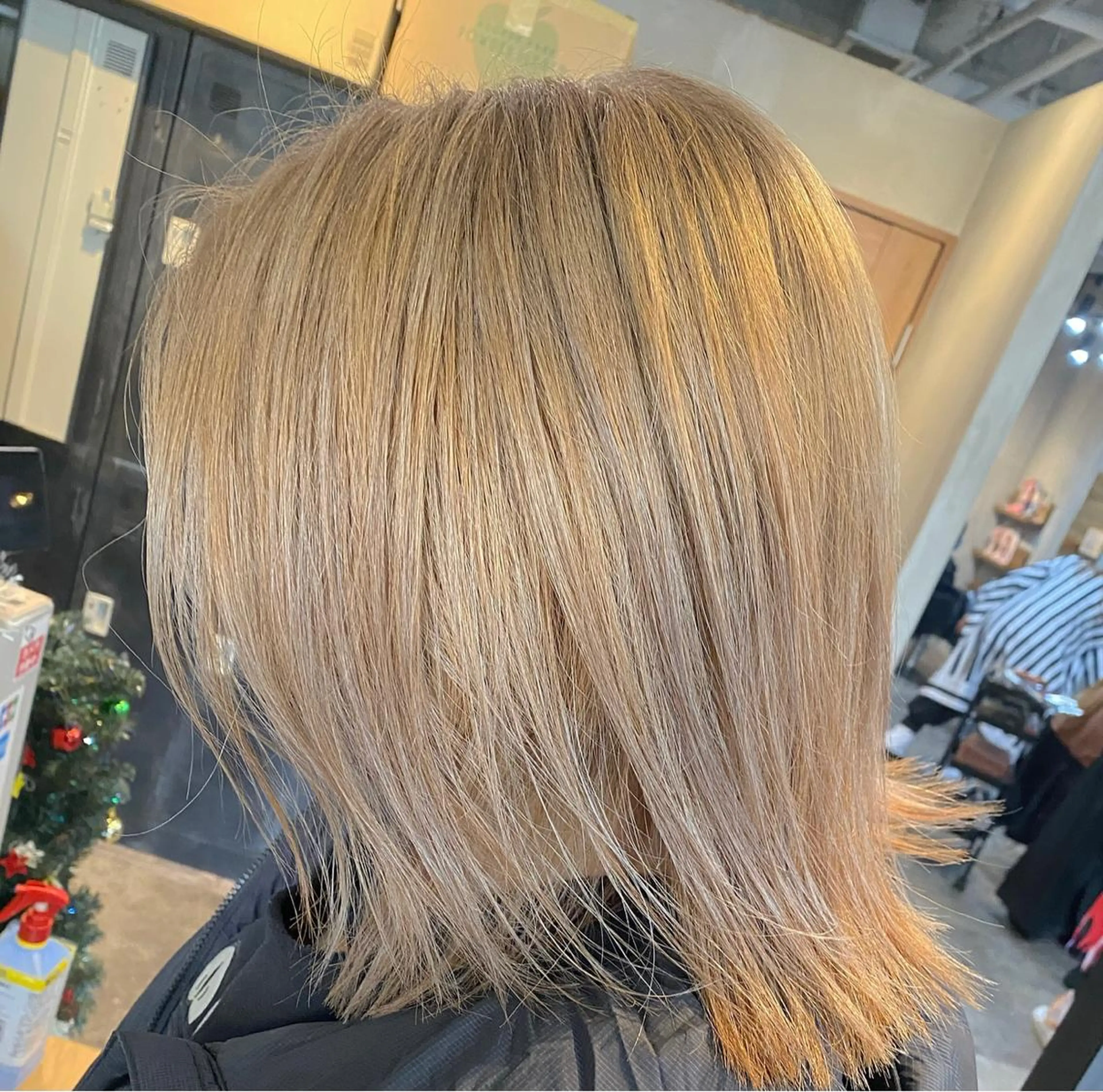 ミディアム ヘアカラー トリートメント sail hairのヘアスタイル
