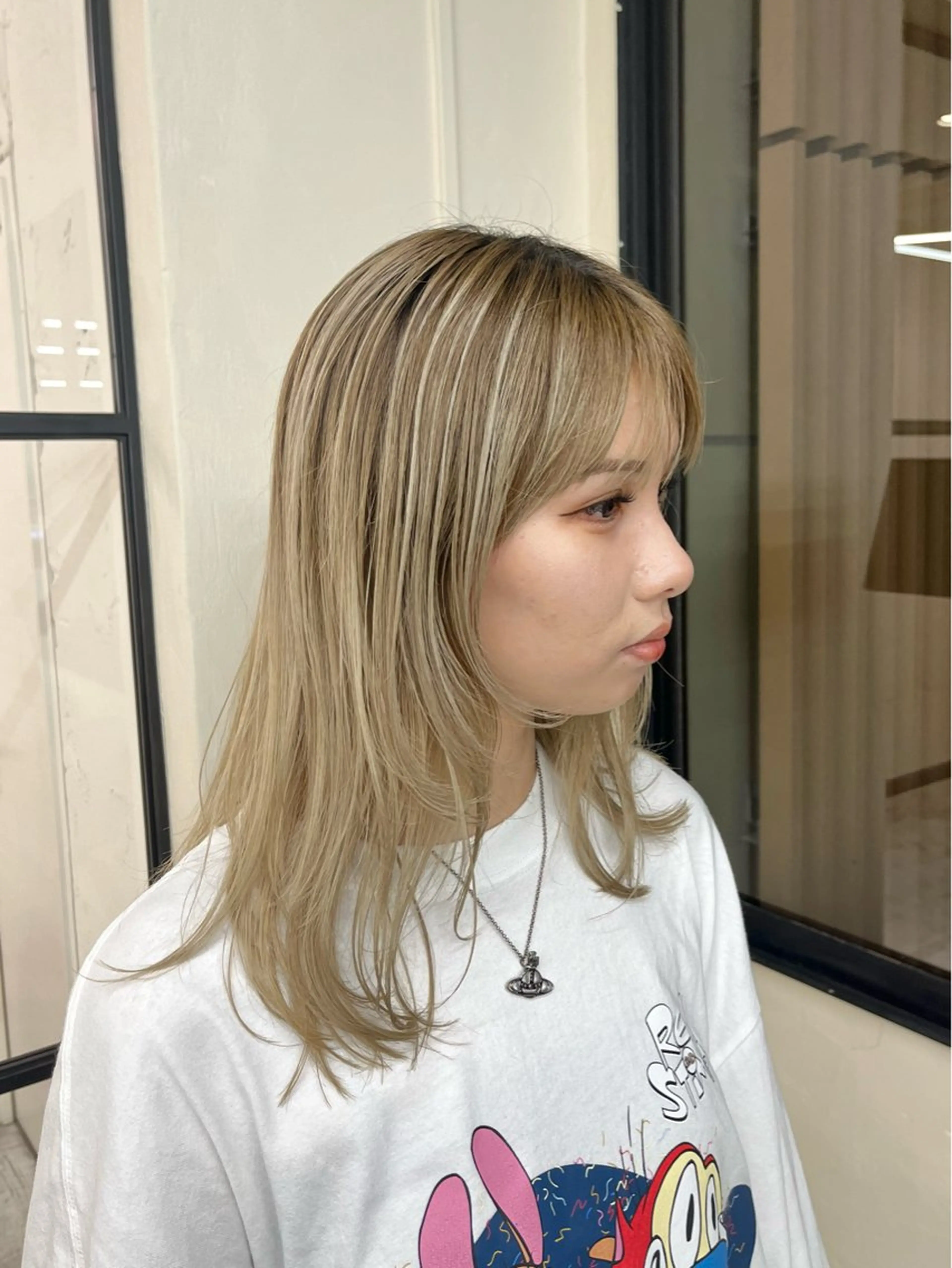 セミロング 大塚 柊那のヘアスタイル